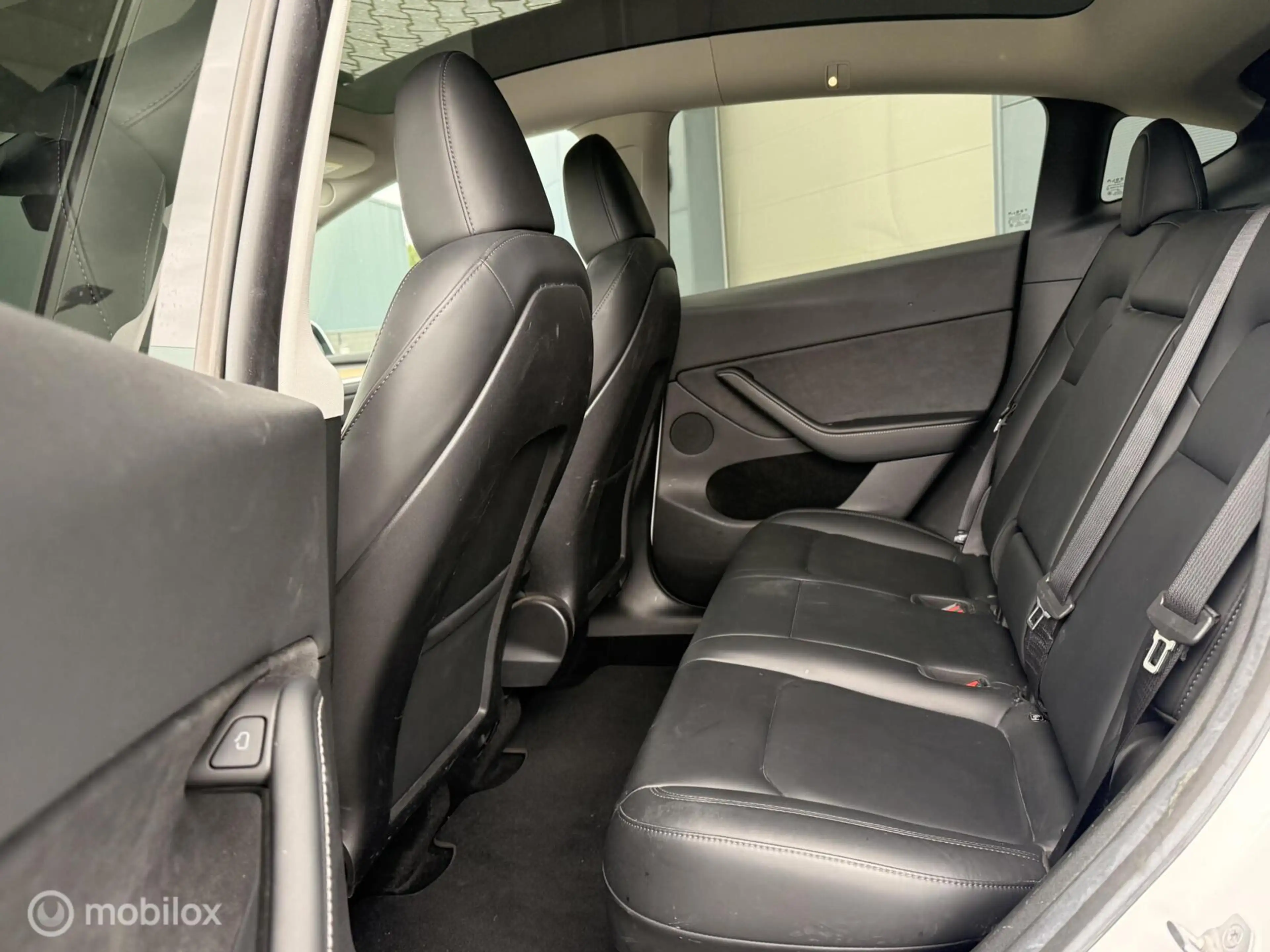 Tesla Model Y RWD 58 kWh LFP | SOH 90,7% MOBA | Supercharging | — photo 18