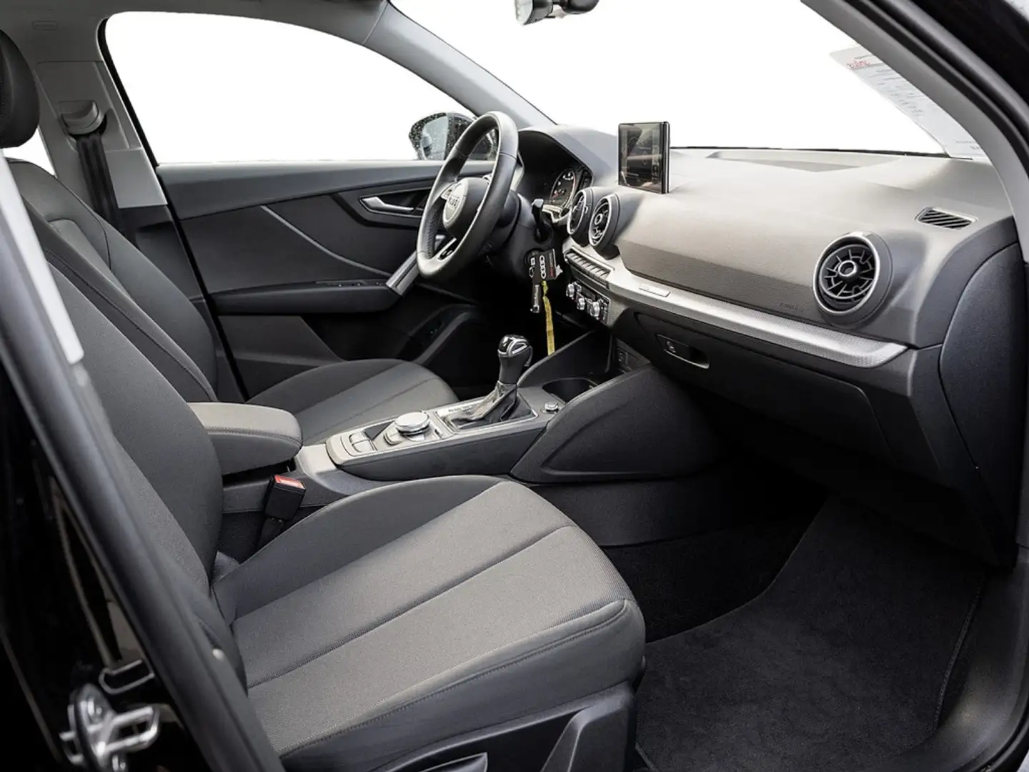 Audi Q2 35 TFSI advanced NAVI LED SHZ KAM PDC KLIM Schwarz - 2