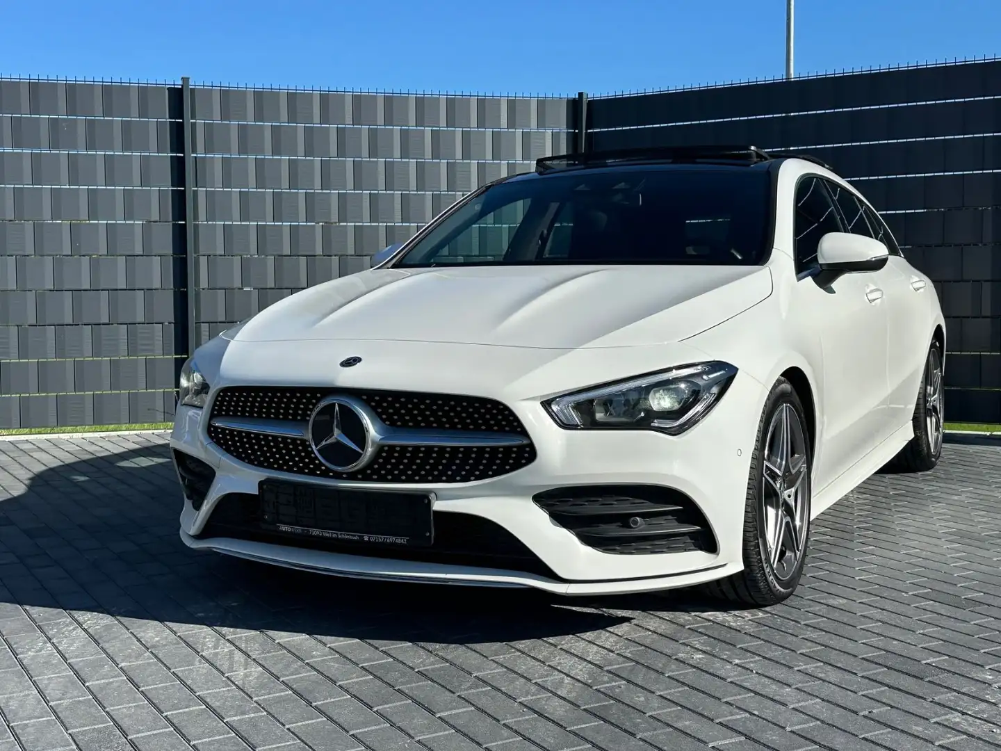 Mercedes-Benz CLA 200 *7G*AMG-LINE*PANO*CAM*WIDE*MBUX*LED Blanc - 1