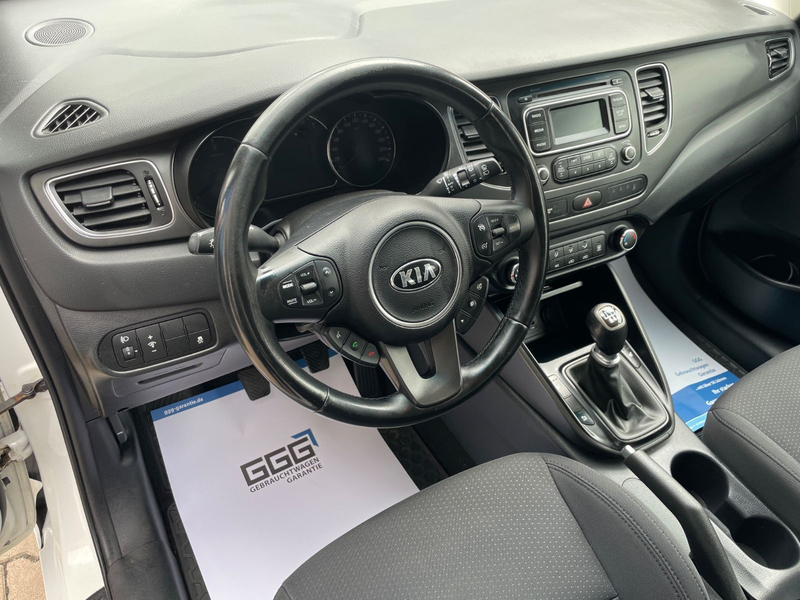 Kia Carens Edition 7 aus 1.Hand TÜV-AU 02-2028 — photo 6