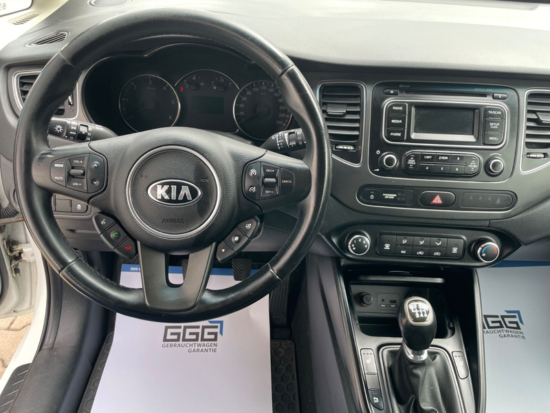 Kia Carens Edition 7 aus 1.Hand TÜV-AU 02-2028 — photo 7