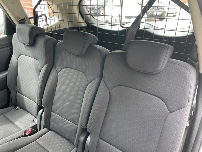 Kia Carens Edition 7 aus 1.Hand TÜV-AU 02-2028 — photo 11