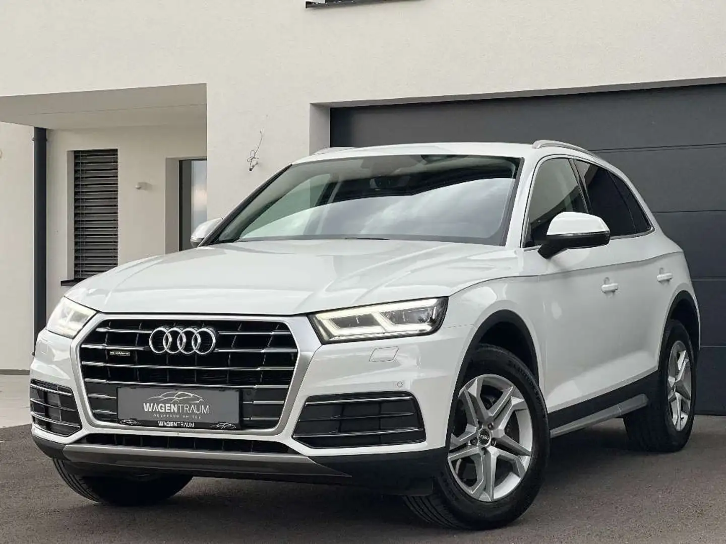 Audi Q5 2,0 TDI quattro S-tronic*KREDIT*SHZ*PDC*SERVICE... Weiß - 1