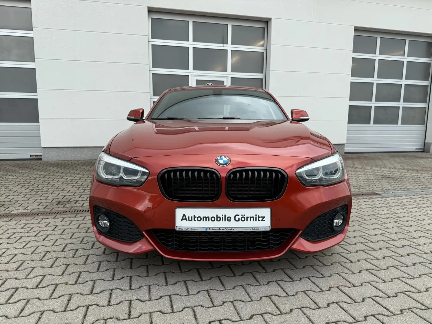 BMW 118 d SPORTPAKET/NAVI/SITZH/PDC/SPORTSITZE Negro - 2