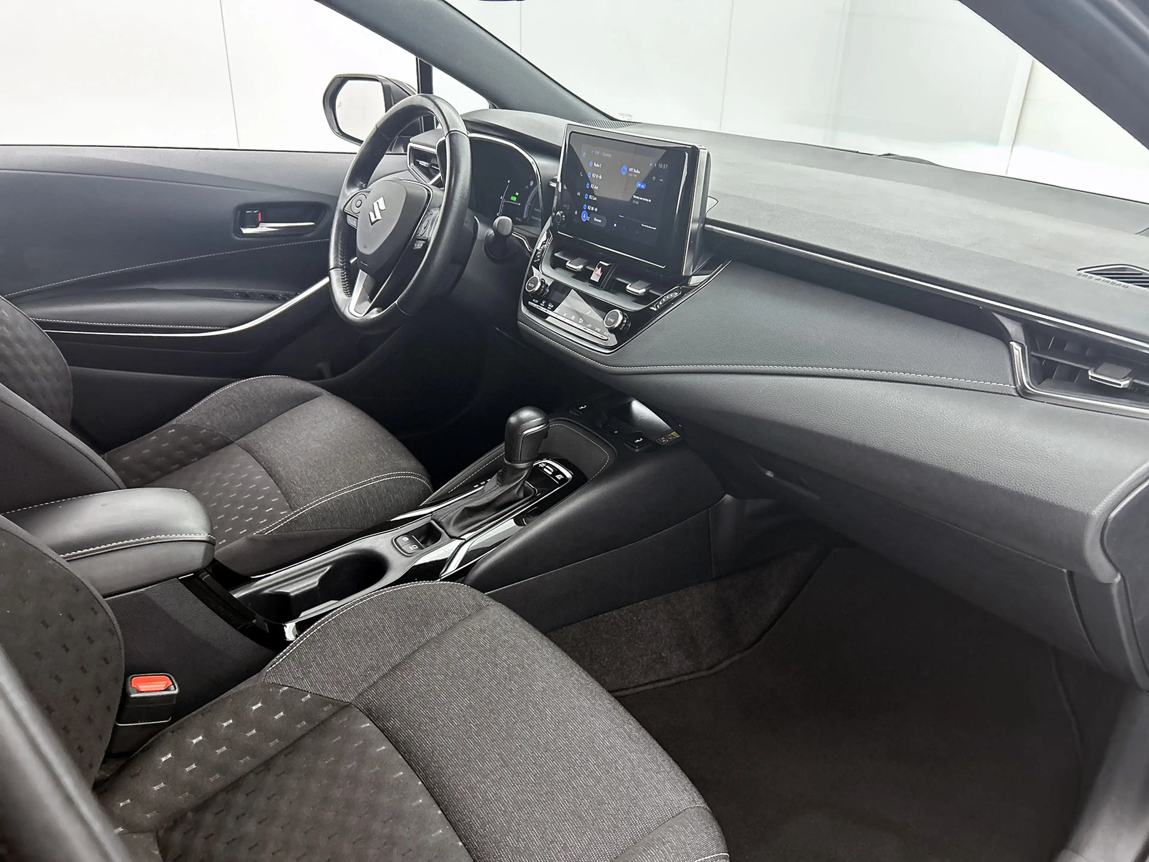 Suzuki Swace 1.8 Hybrid Style | Parkeersensor voor en achter  | — photo 6