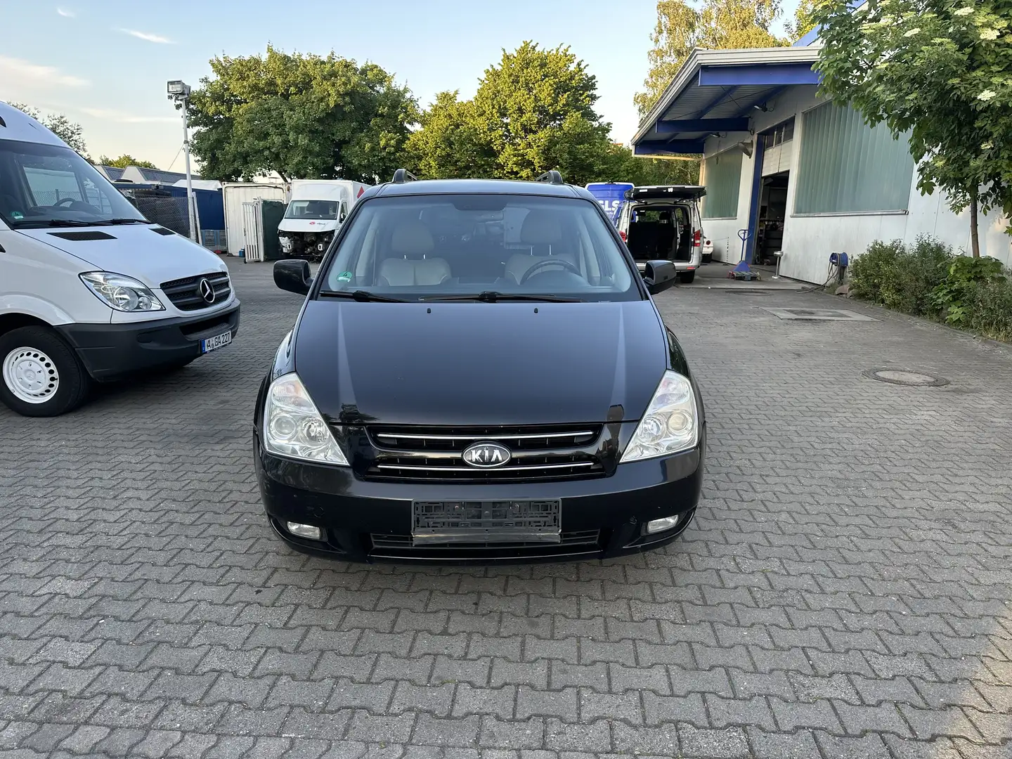 Kia Carnival 2.9 CRDi VGT EX Negru - 1