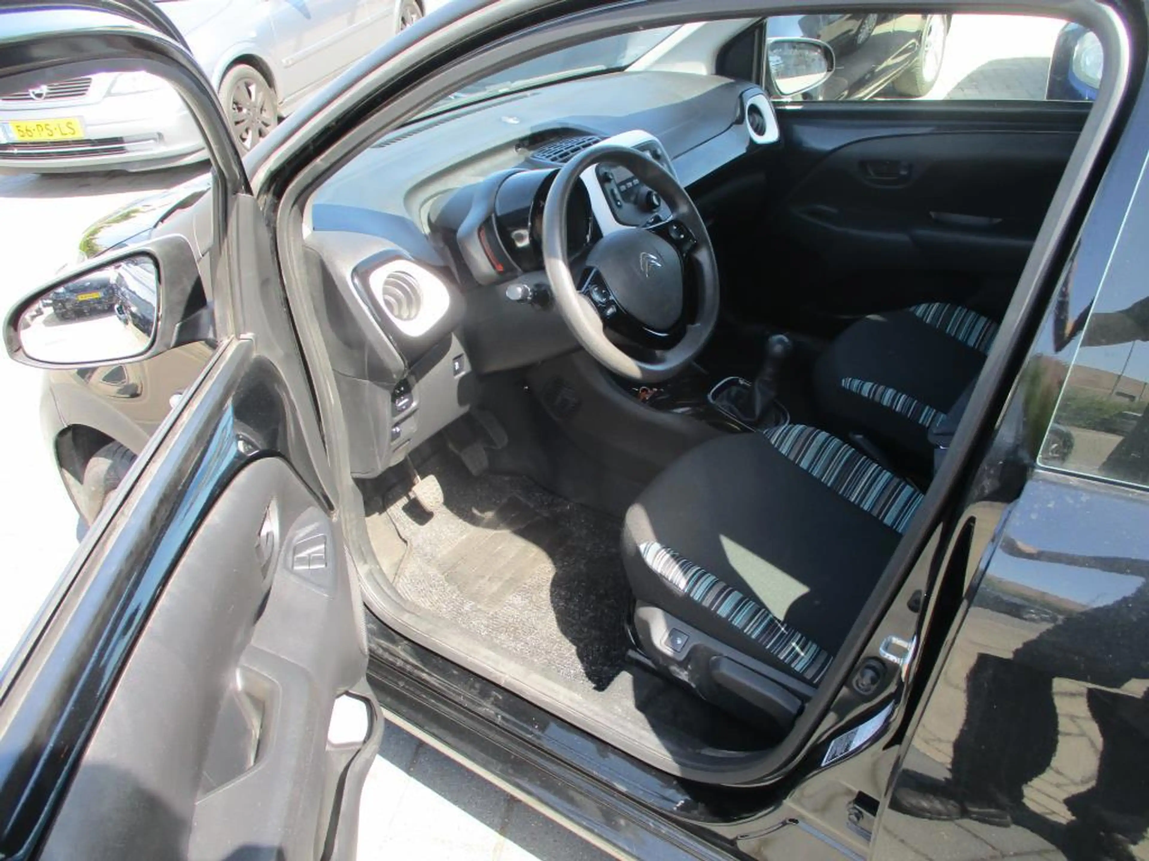 Citroen C1 1.0 e-VTi Feel — photo 8