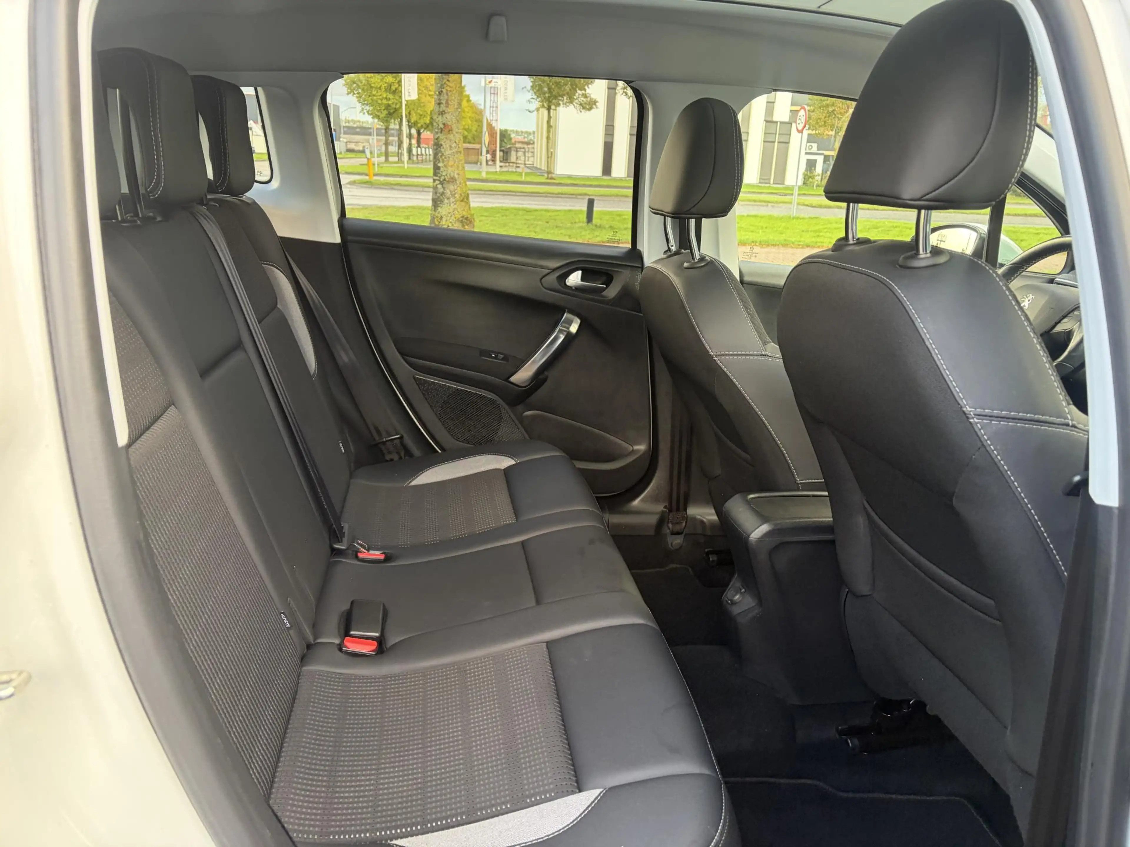 Peugeot 2008 1.2 PureTech Allure ✓1e Eigenaar✓Pano✓Camera✓Navi✓ — photo 10