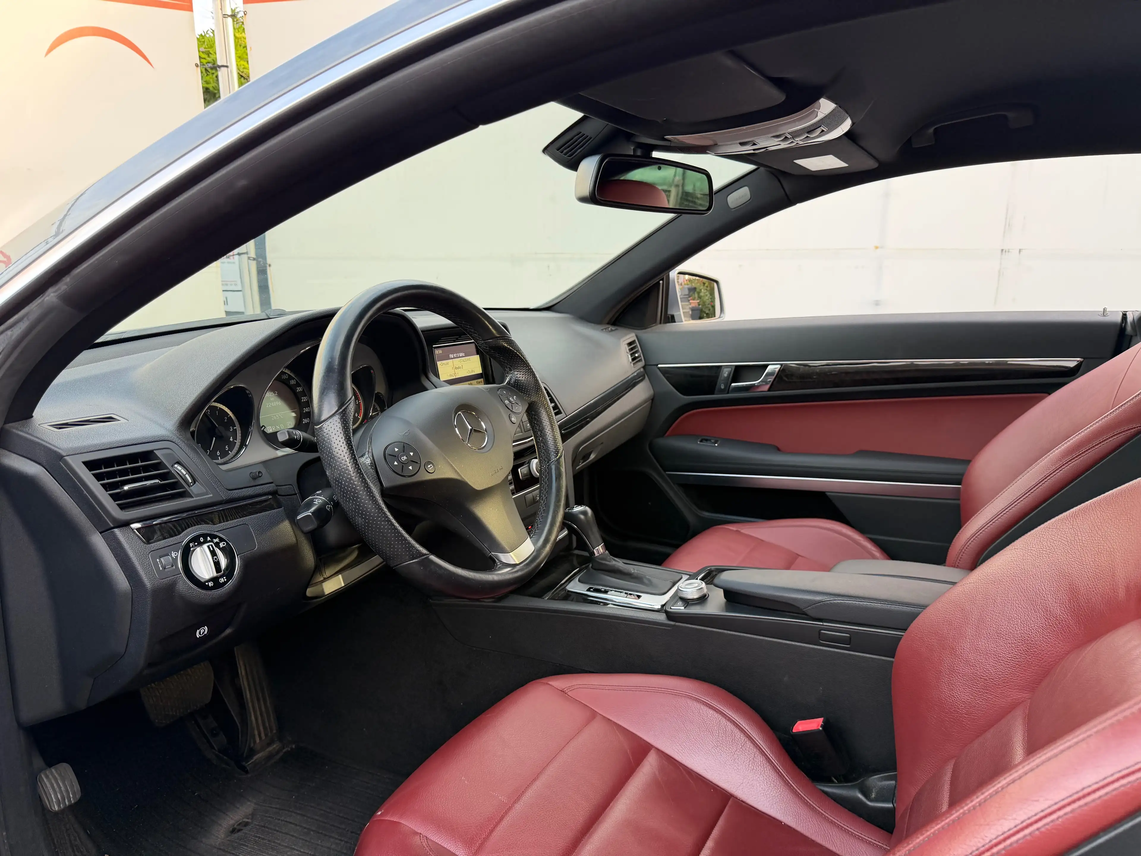 Mercedes-Benz E 250 CDI BE Avantgarde *COUPE*AUTOMATIC*LEDER* — photo 11