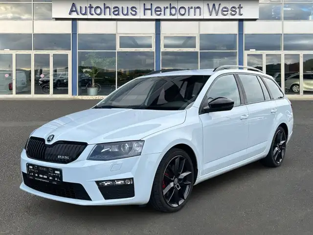 Skoda Octavia 2.0 TDI RS AHK Zahnriemen neu! Green Tec
