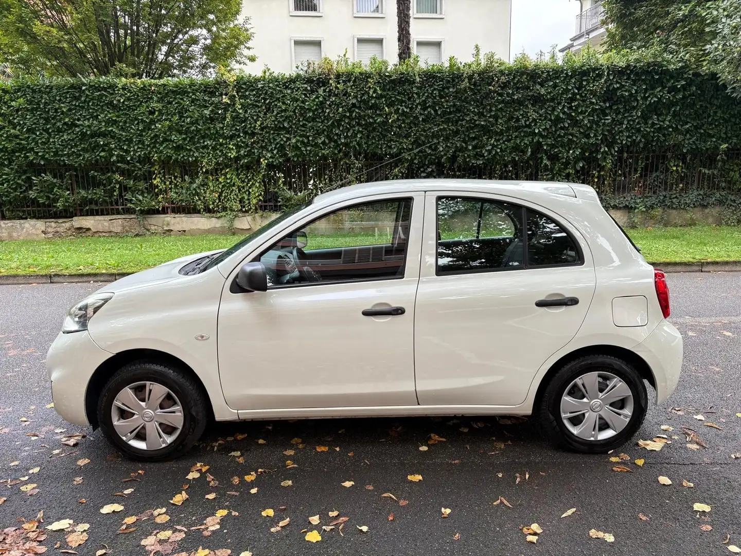 Nissan Micra Micra 1.2 12V 5 porte GPL Eco Comfort Blanc - 2