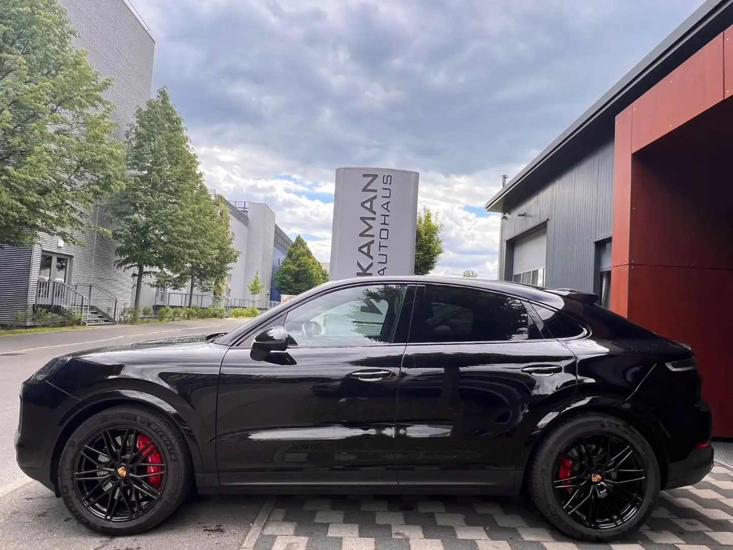 Porsche Cayenne S Coupe V8 #SPORTABGAS! ACC! 360CAM! AHK Schwarz - 1
