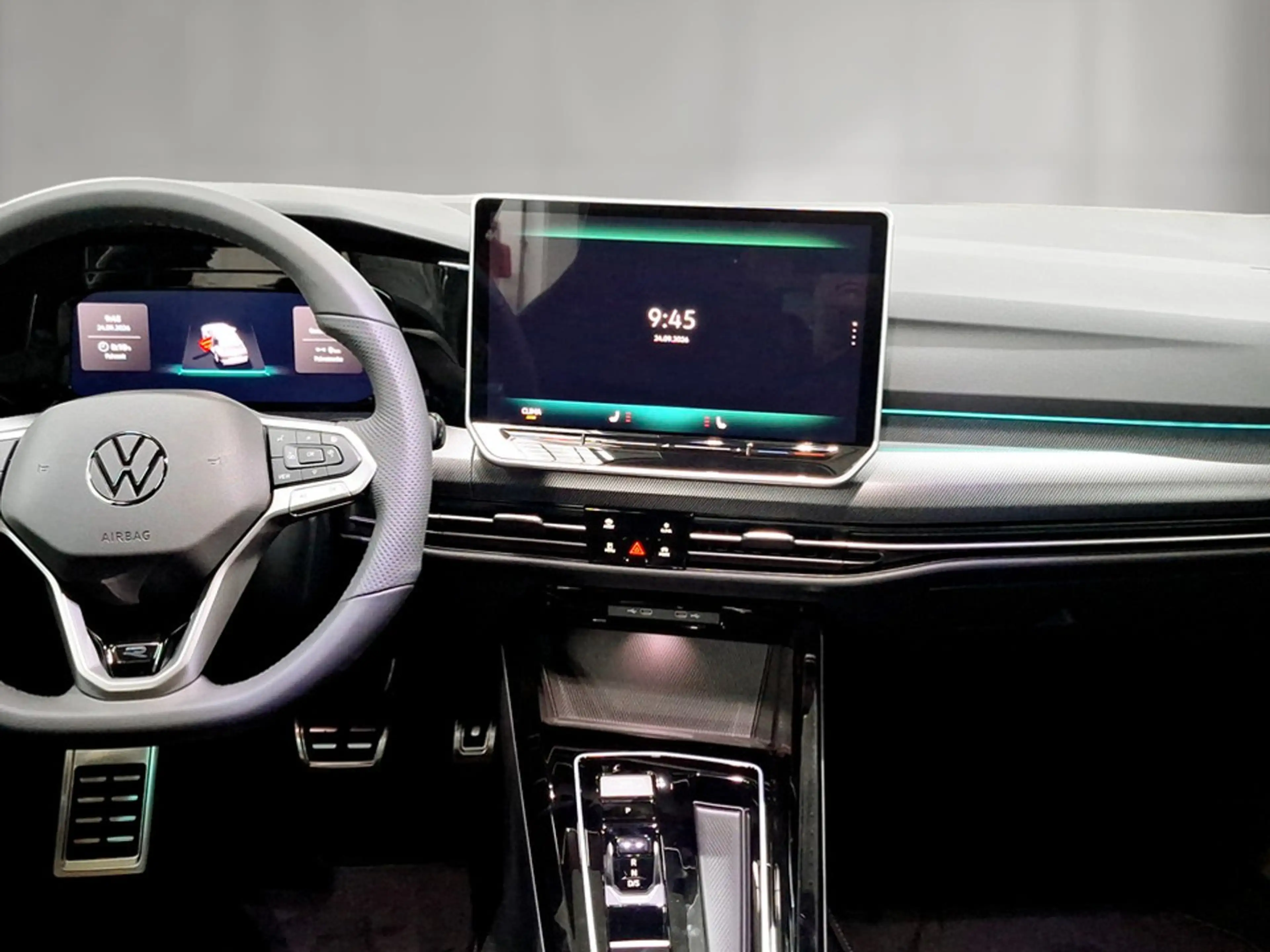 Volkswagen Golf Variant Sport mHeV DSG — photo 12