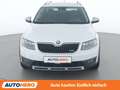 Skoda Octavia 2.0 TDI Scout 4x4 Weiß - thumbnail 9