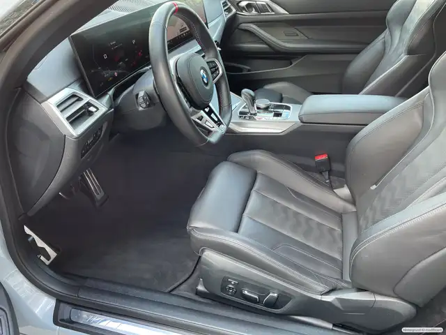 BMW M4 view 10