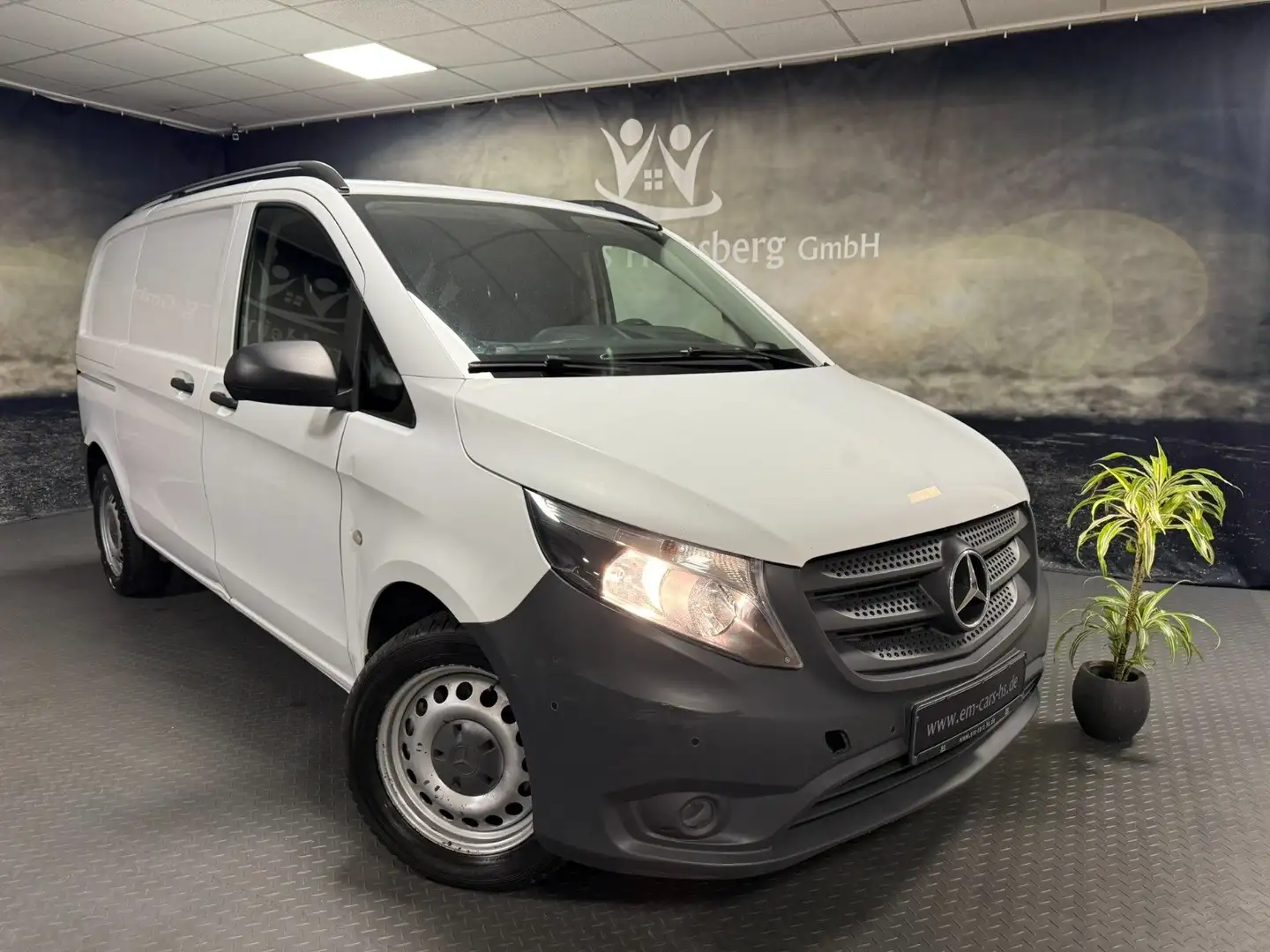 Mercedes-Benz Vito Vito 114 CDI 4-MATIC Automatik Leder AHK Klima Weiß - 1