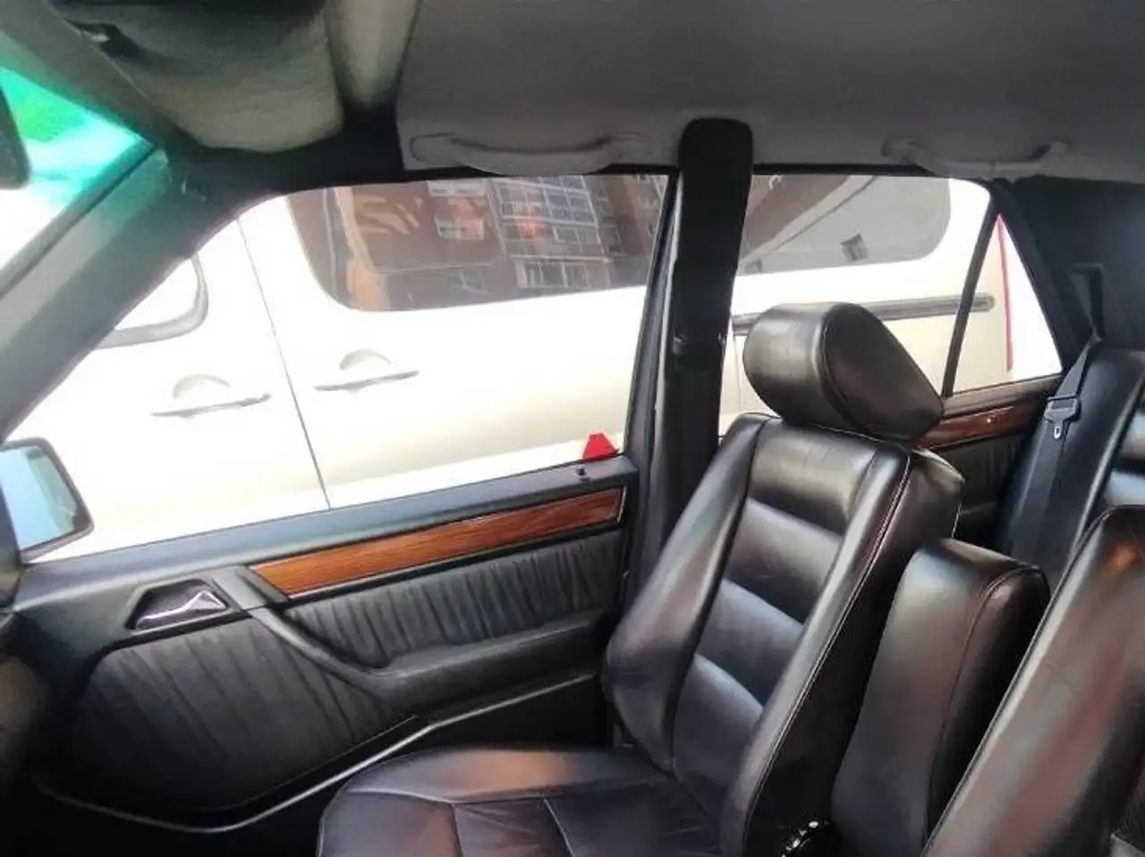 Mercedes-Benz 230TE, foto 7