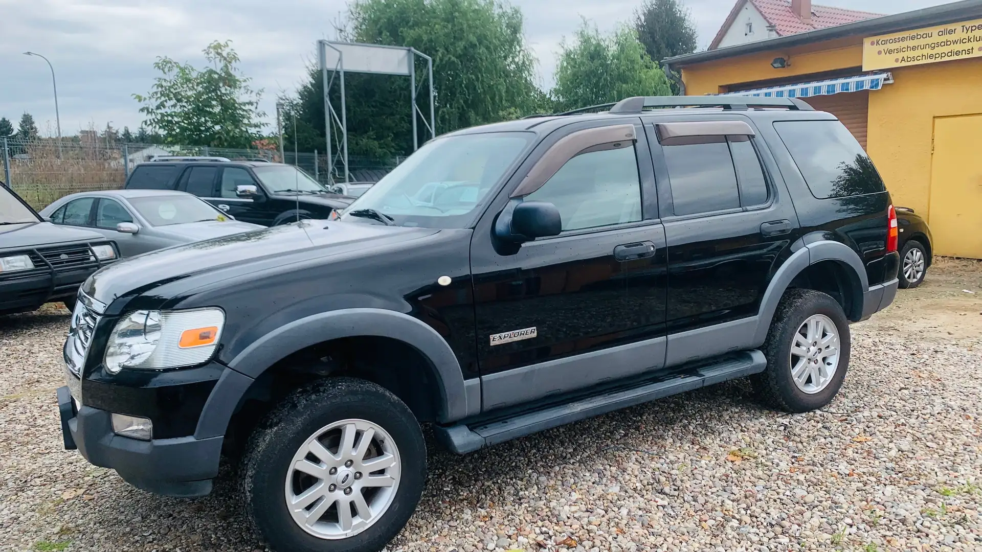 Ford Explorer 4,0"AUTOMATIK"KLIMA""7SITZE"ALLRAD" crna - 2