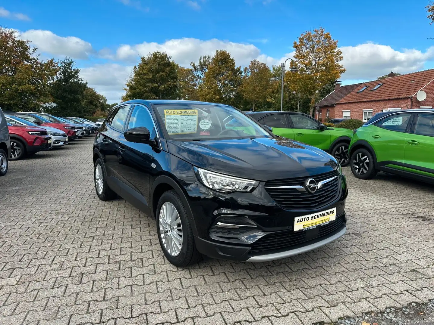 Opel Grandland X 1.2 Ultimate Automatik Navi/Kamera Schwarz - 2
