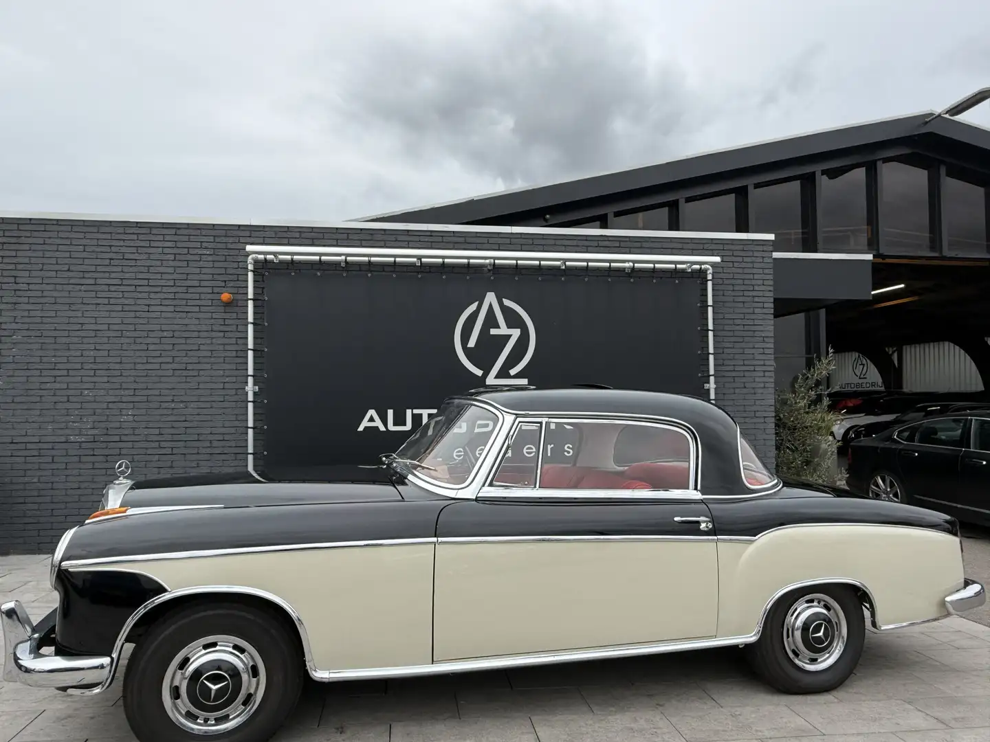 Mercedes-Benz 220 Ponton S Coupe W128 Fekete - 1