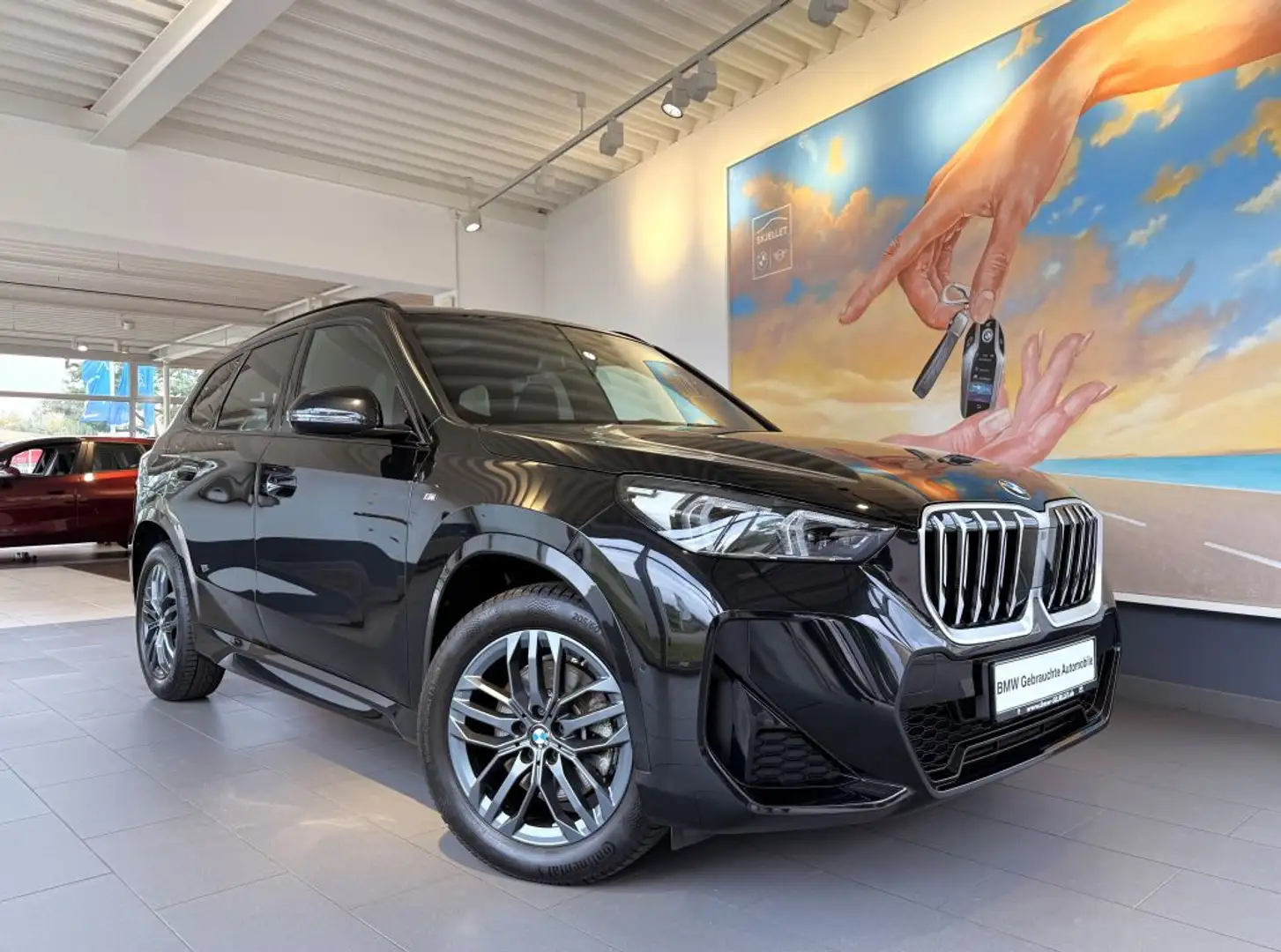 BMW X1 sDr.20i M SPORT PANO+ACC+AHK+HARM+KOMF+SPUR+ Schwarz - 2