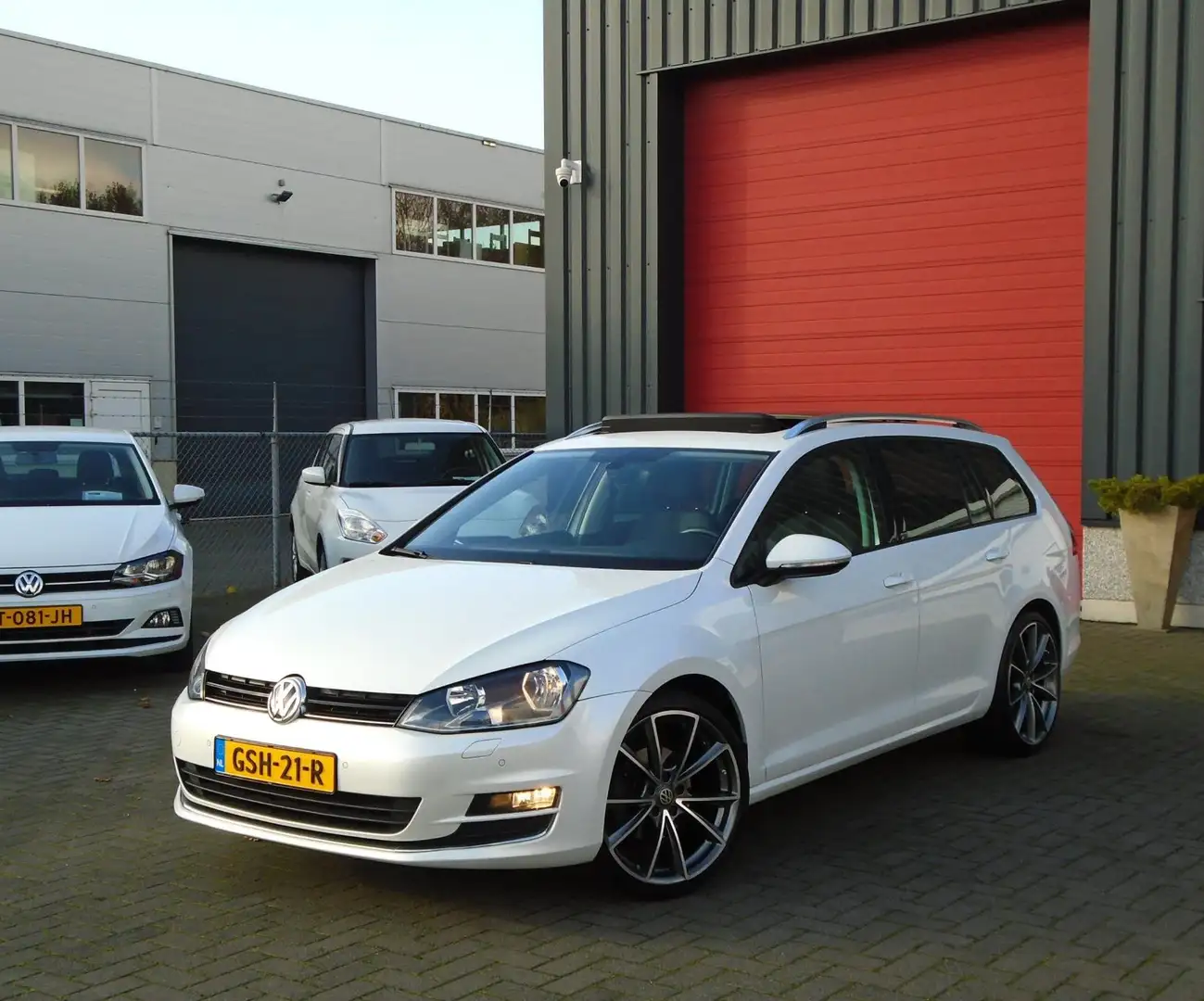 Volkswagen Golf Variant Aut,Pano-Dak,LM-V 19" Weiß - 1