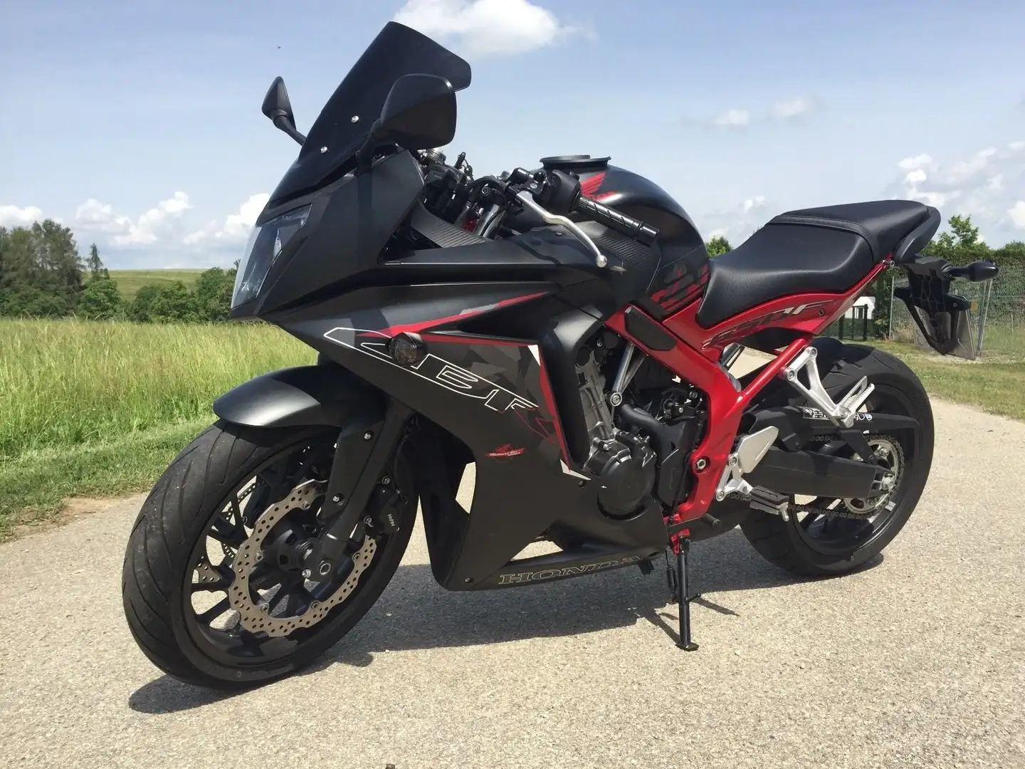 Honda CBR 650 Fekete - 1