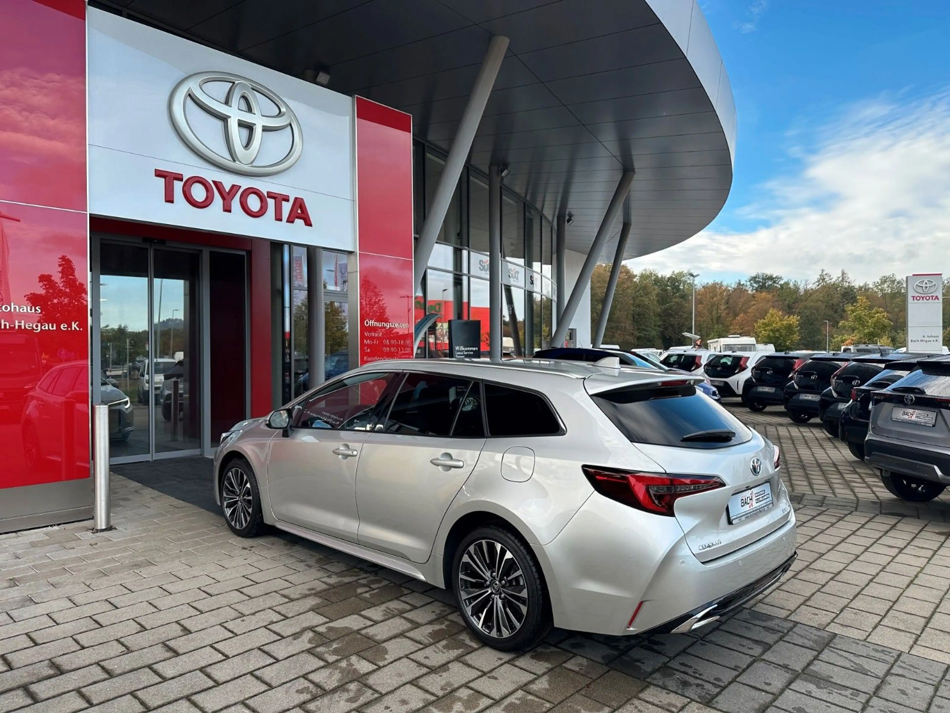 Toyota Corolla 1.8 Touring Sports Hybrid Team D,TECHNIK — photo 6