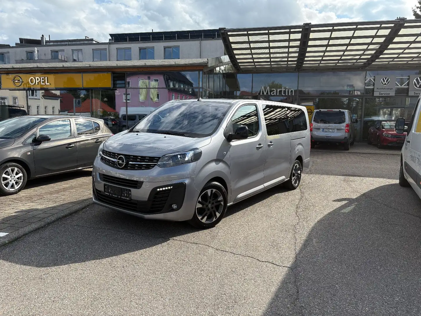 Opel Zafira Life 2.0 D Elegance L Automatik 8-Sitzer Grau - 1
