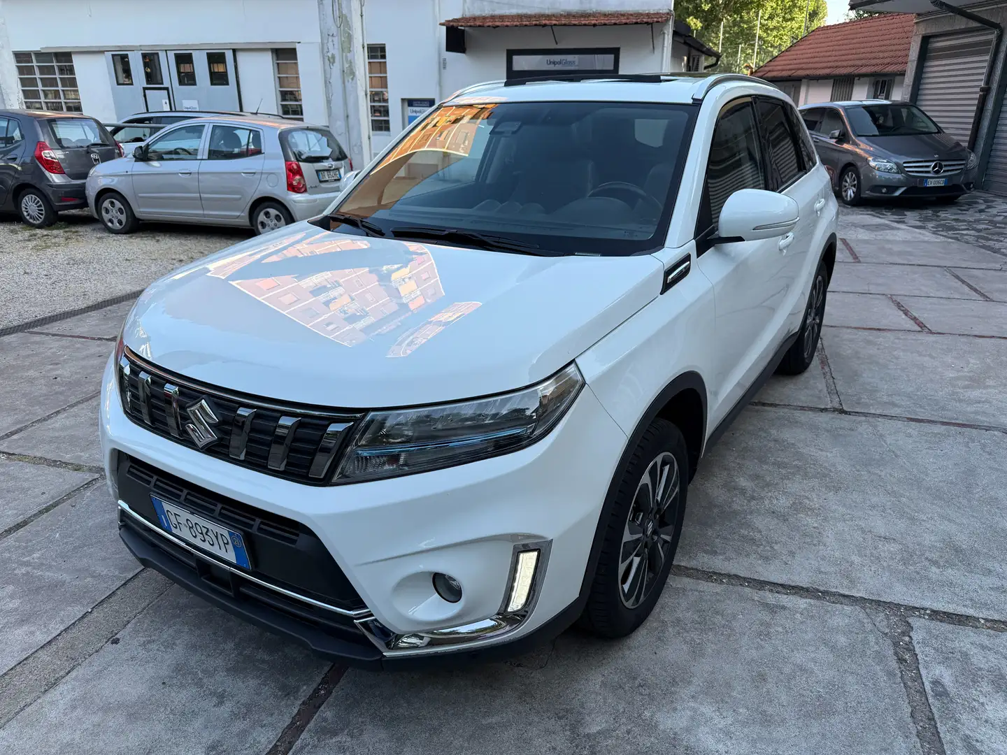Suzuki Vitara Vitara II 2018 1.4h Easy Starview 2wd auto Bianco - 1