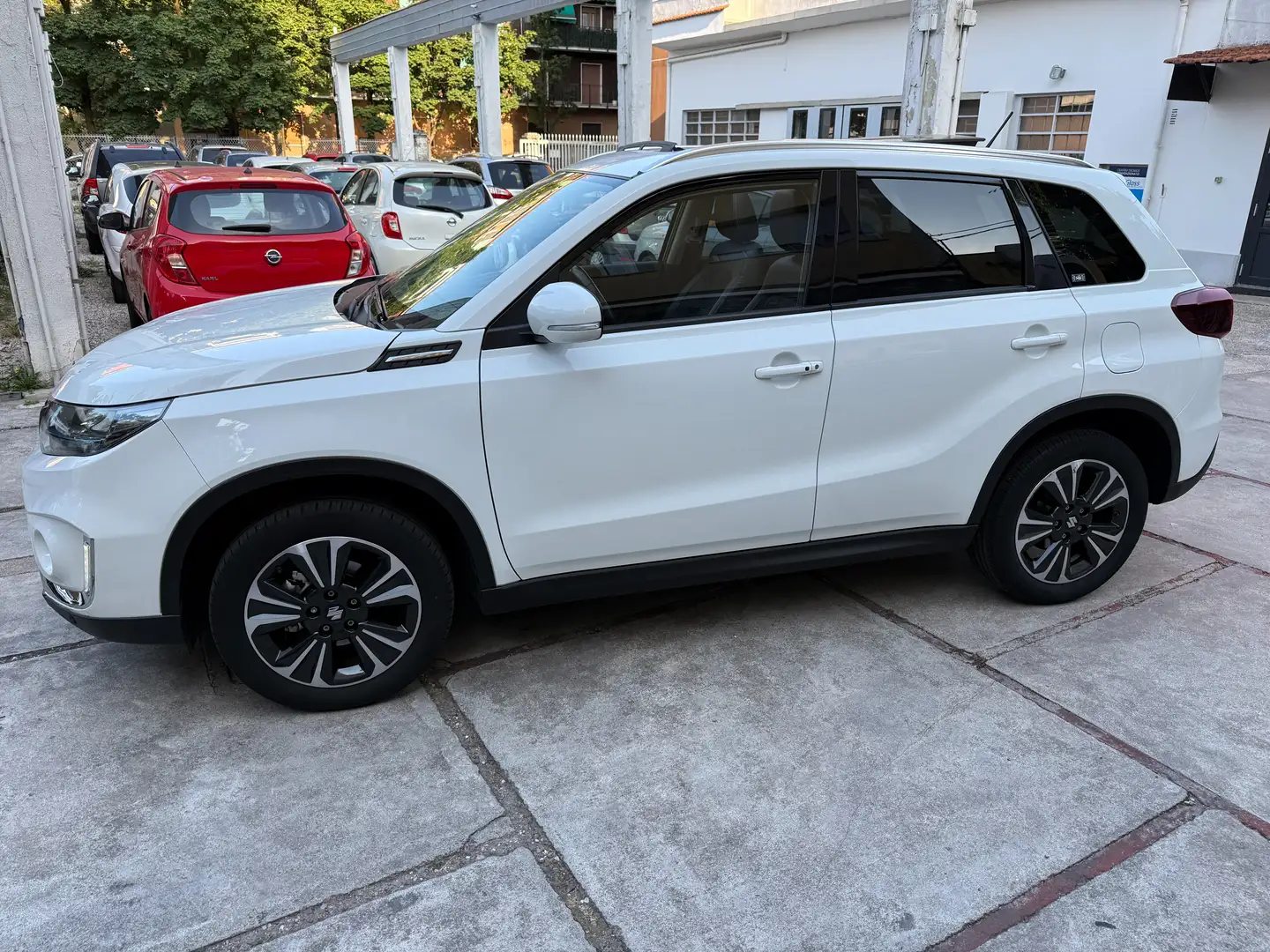 Suzuki Vitara Vitara II 2018 1.4h Easy Starview 2wd auto Bianco - 2