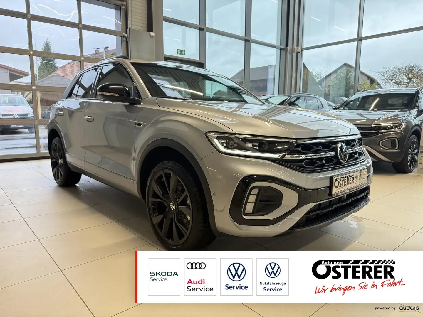 Volkswagen T-Roc 2.0 TSI R-Line 4 Motion AHK Pano Easy Open IQ. Dri Silber - 1