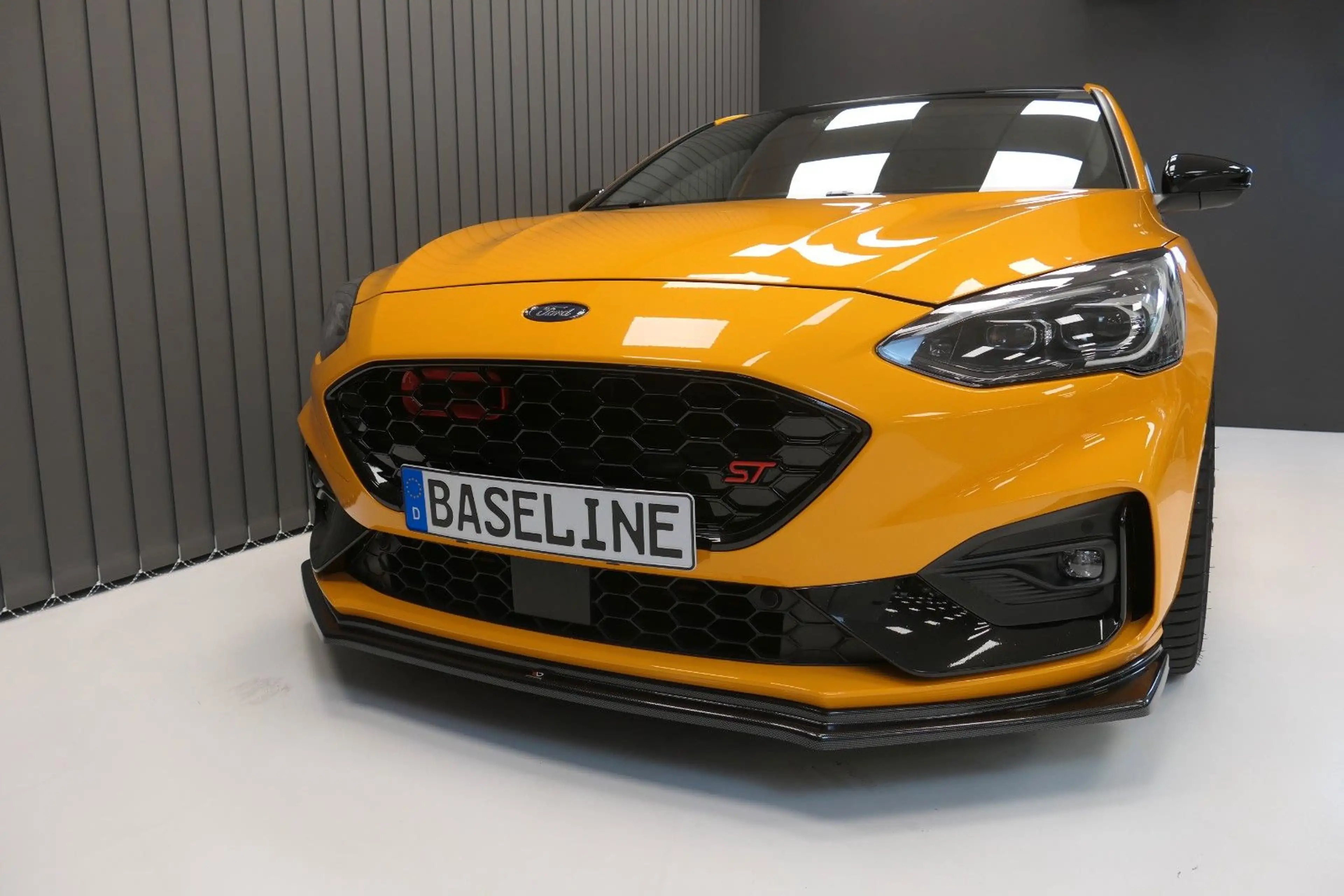 Ford Focus ST Tuning 400PS Motec Räder — photo 5