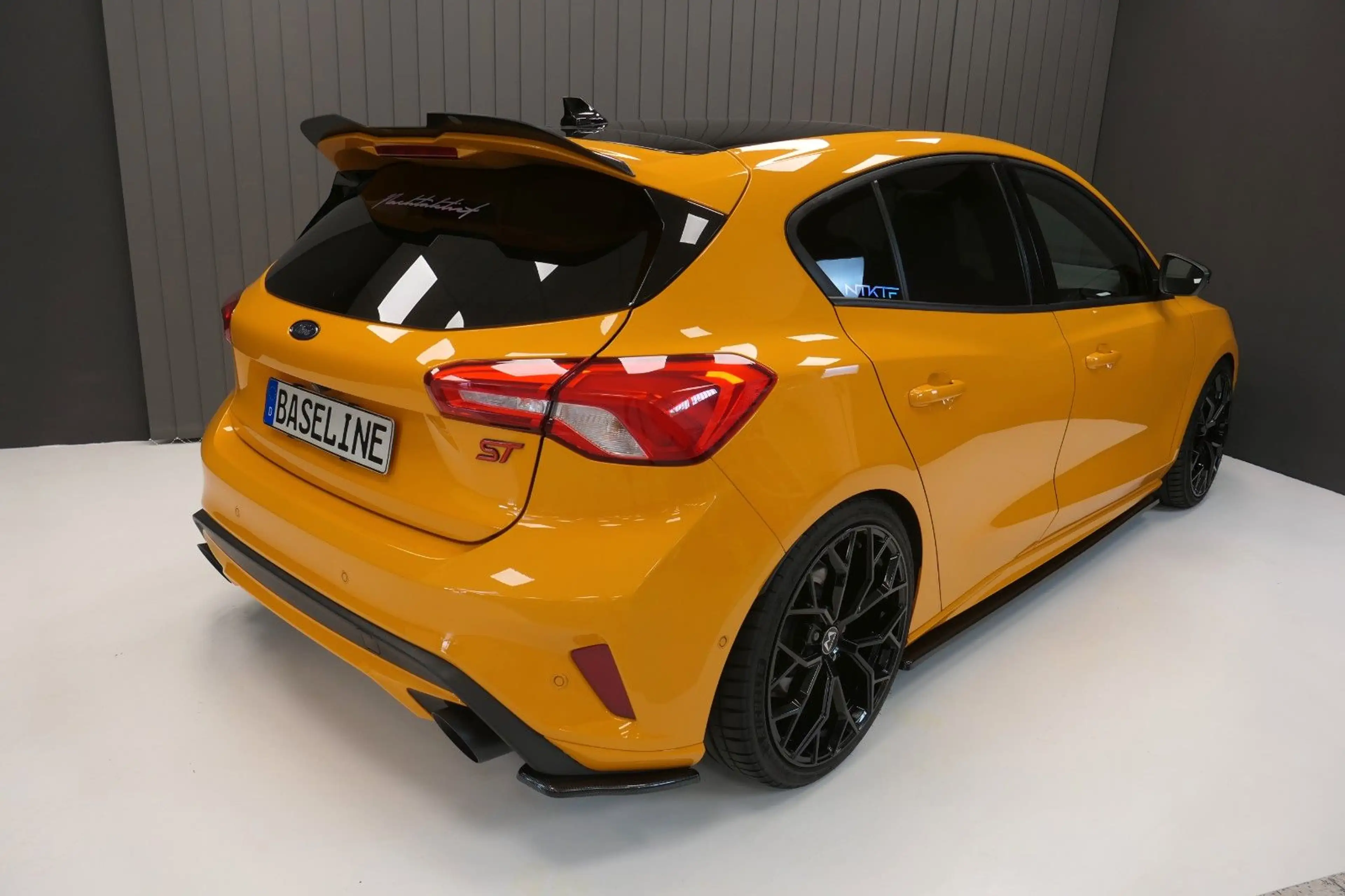 Ford Focus ST Tuning 400PS Motec Räder — photo 2
