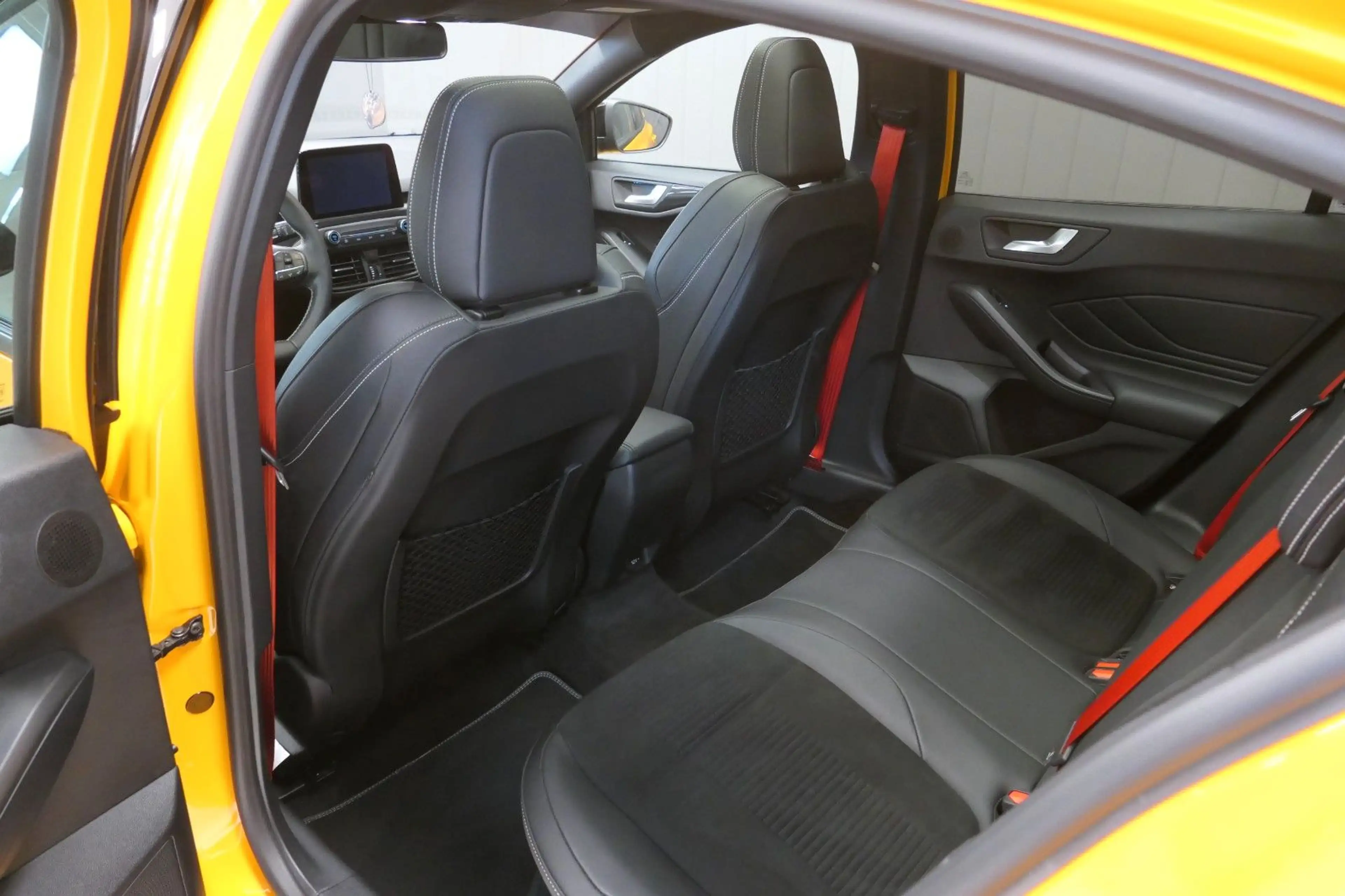 Ford Focus ST Tuning 400PS Motec Räder — photo 10