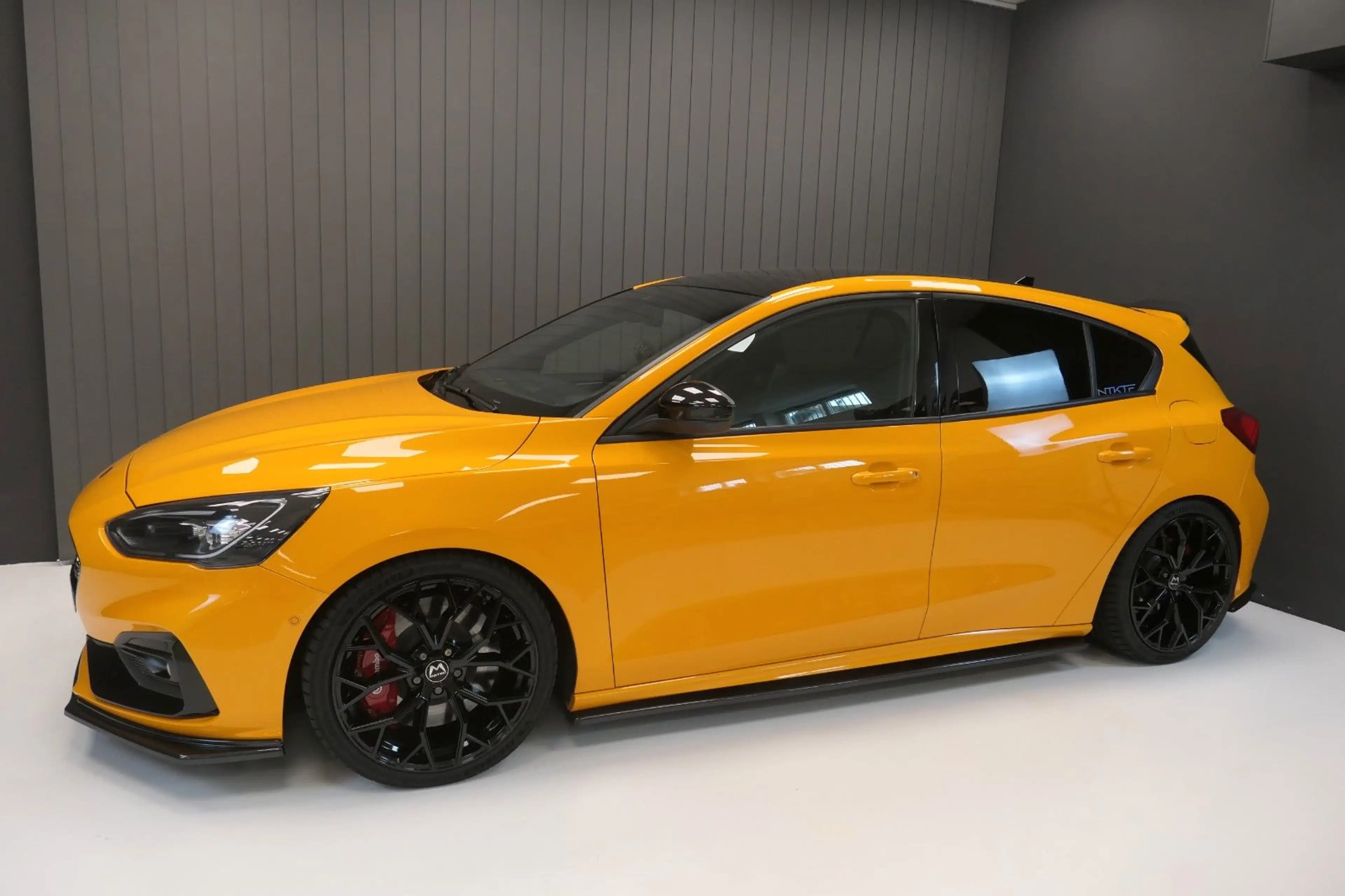 Ford Focus ST Tuning 400PS Motec Räder — photo 4