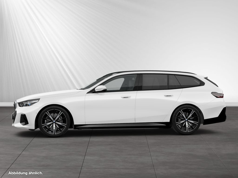 BMW 540 d xDrive Touring M Sport|AHK|Pano|20"LMR|B&W — photo 5