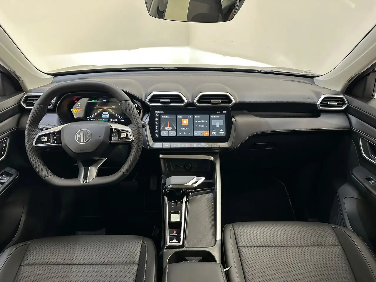 MG ZS 1.5 hybrid+ Luxury auto, миниатюра 16