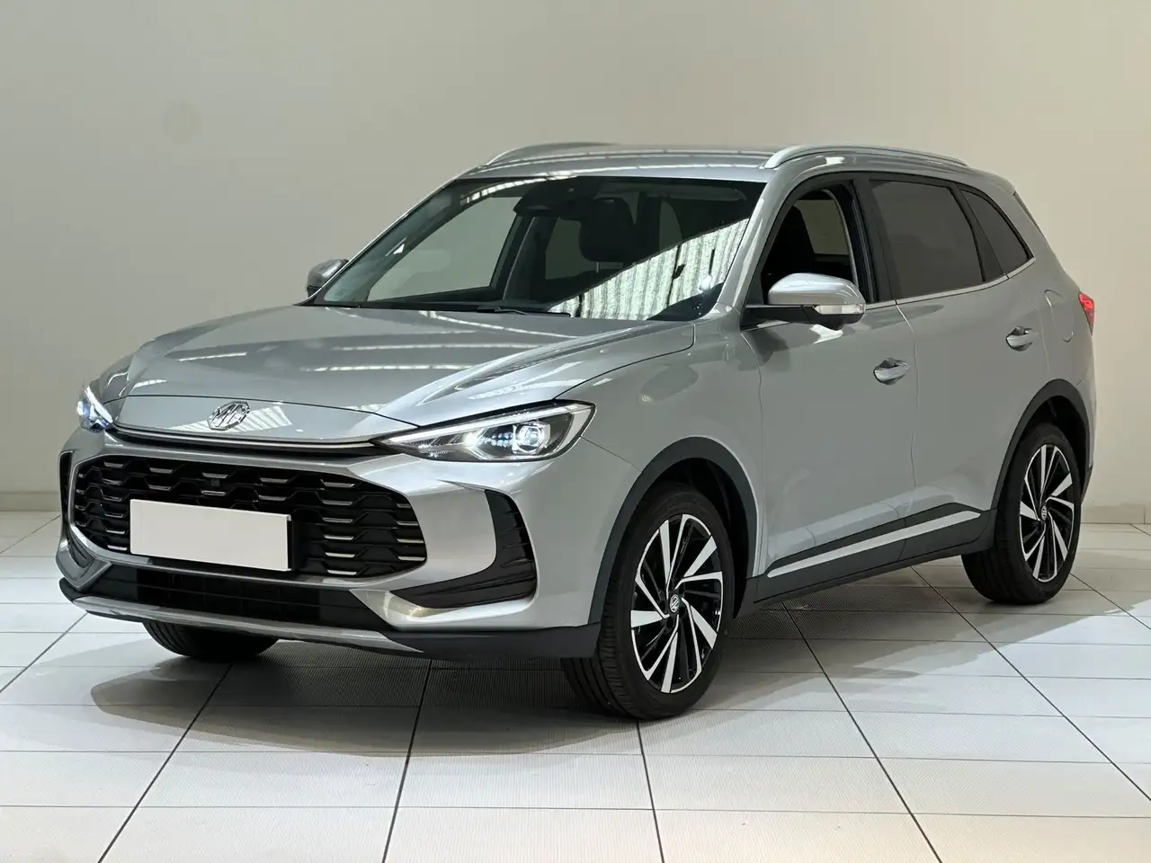 MG ZS 1.5 hybrid+ Luxury auto