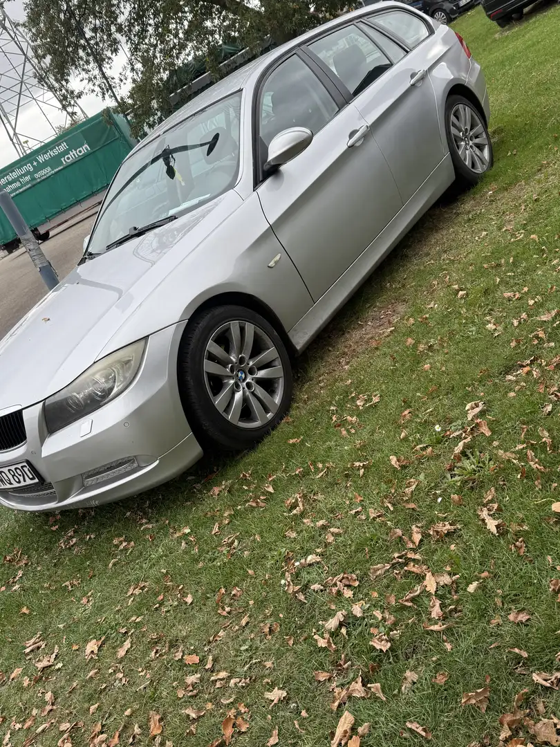 BMW 320 320d DPF Touring Edition Fleet - 1