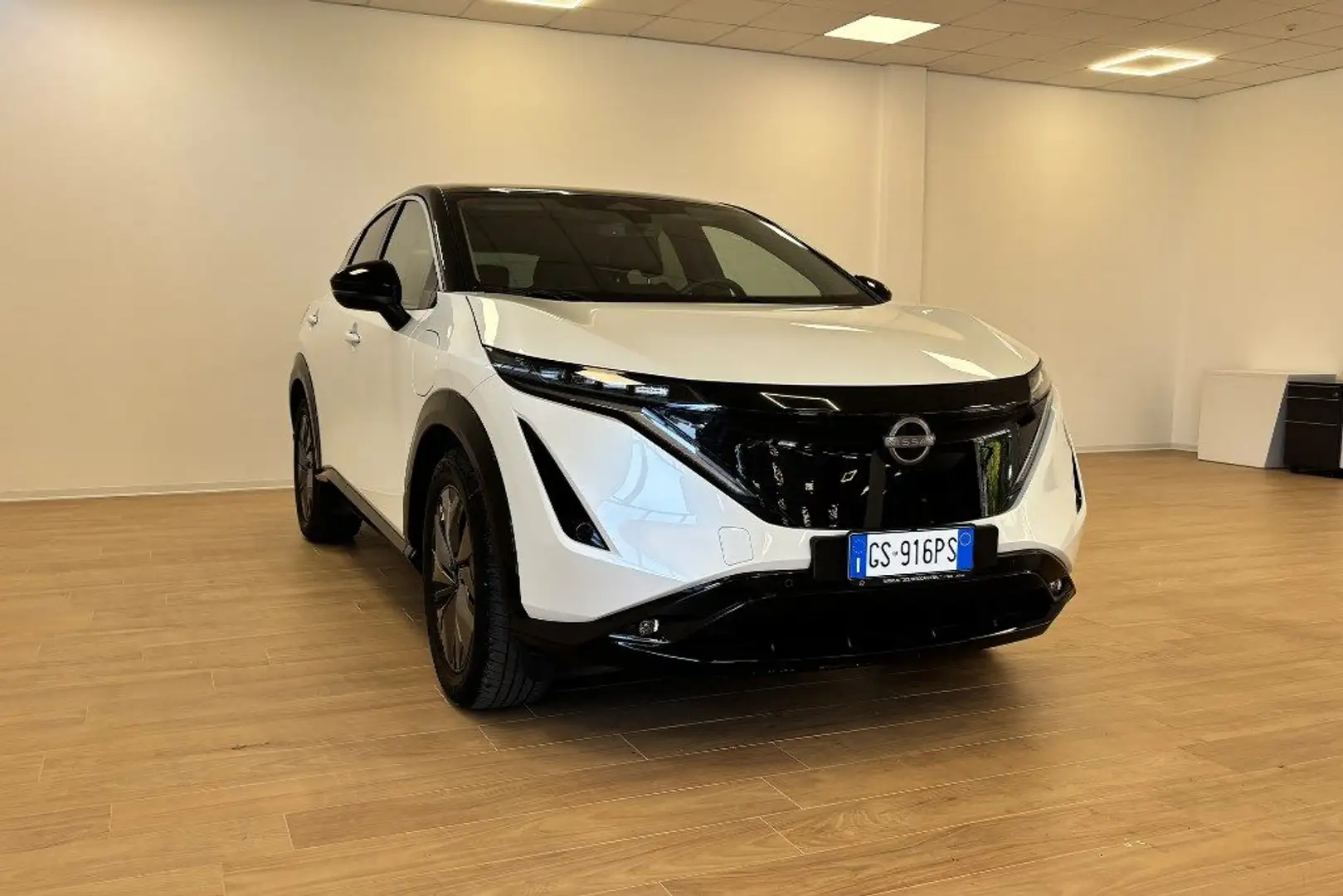 Nissan Ariya 87 kWh 4WD Advance ( AZIENDALE ) Bianco - 1