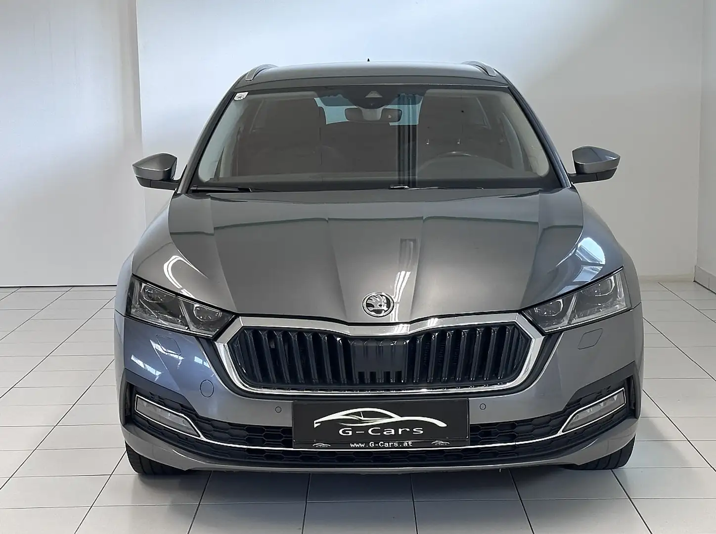 Skoda Octavia Combi 2,0 TDI Style DSG*MATRIX-LED*AHK*ACC*TOT-... Grau - 2