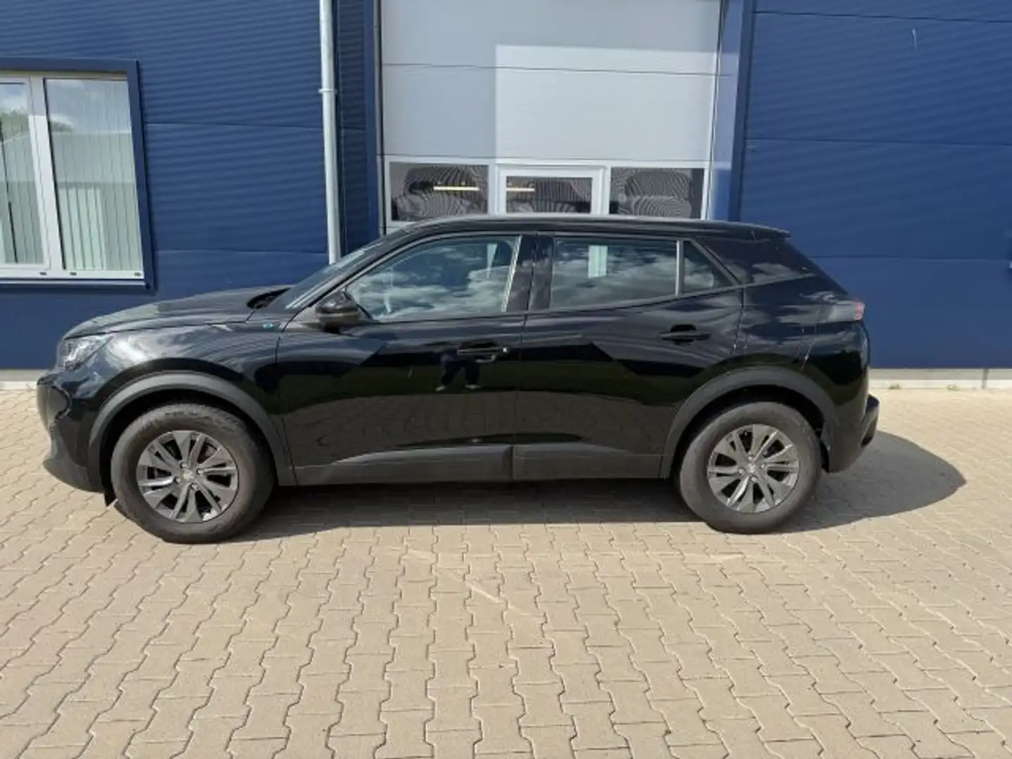 Peugeot 2008 Elektro Active Pack Schwarz - 2
