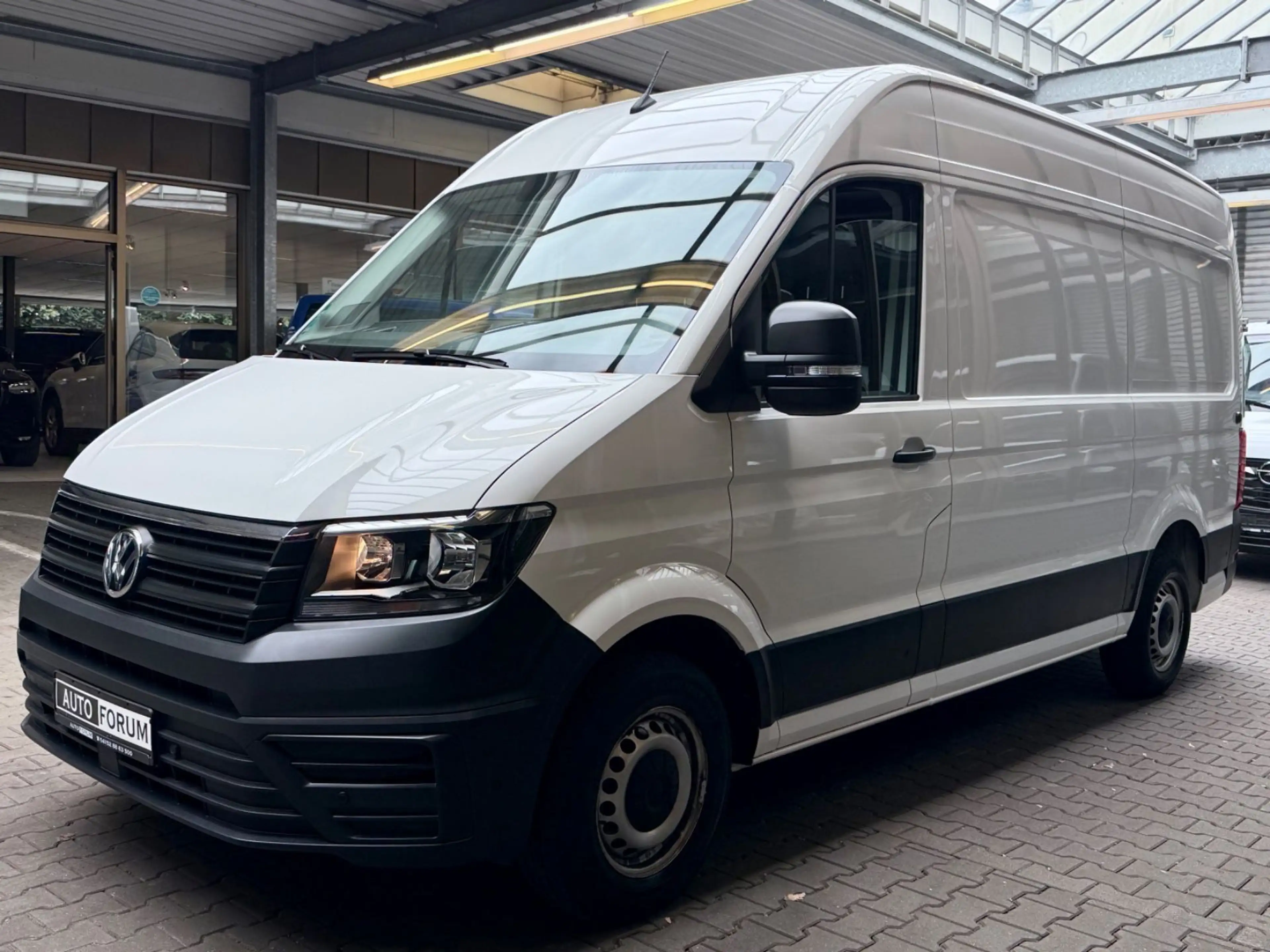 Volkswagen Crafter 2.0 TDI L3H3 1.HAND AHK CAM PDC TEMPOMAT — photo 5