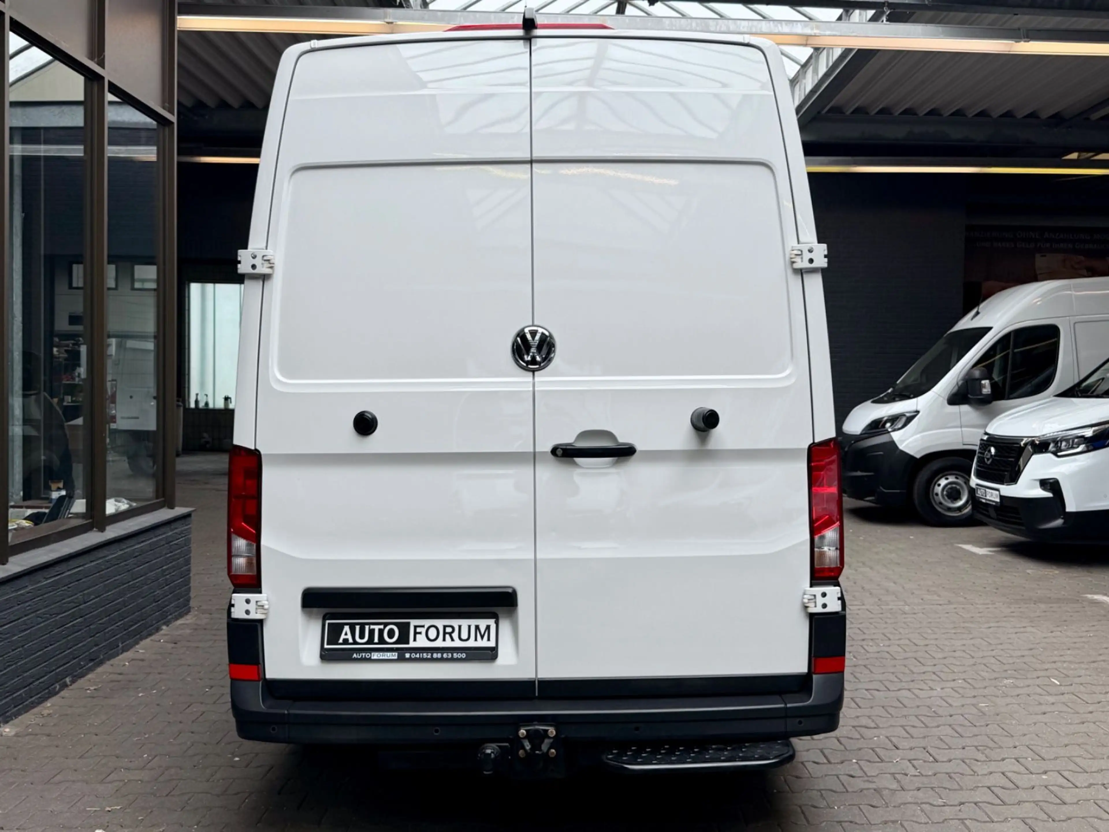 Volkswagen Crafter 2.0 TDI L3H3 1.HAND AHK CAM PDC TEMPOMAT — photo 8