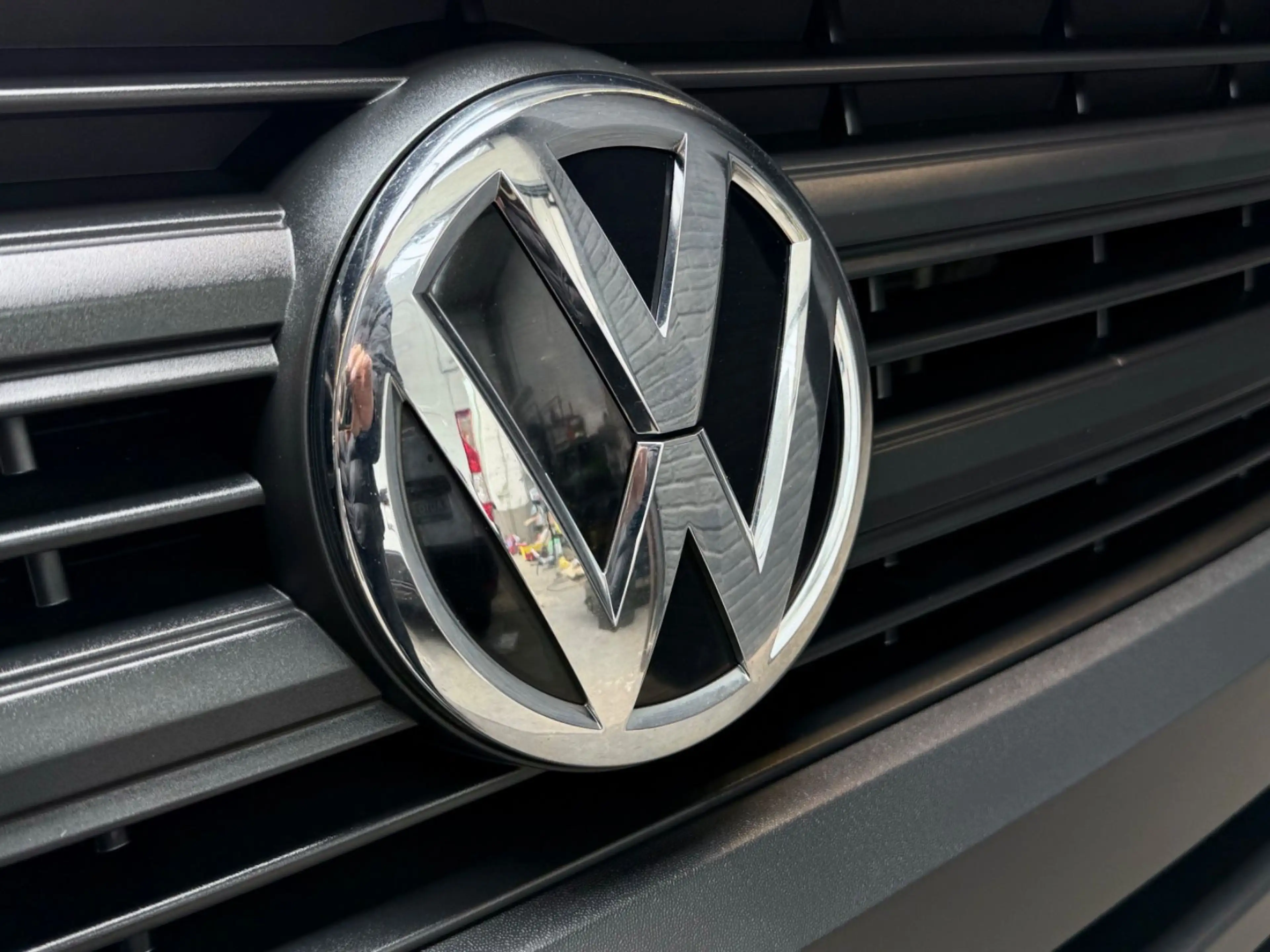 Volkswagen Crafter 2.0 TDI L3H3 1.HAND AHK CAM PDC TEMPOMAT — photo 4