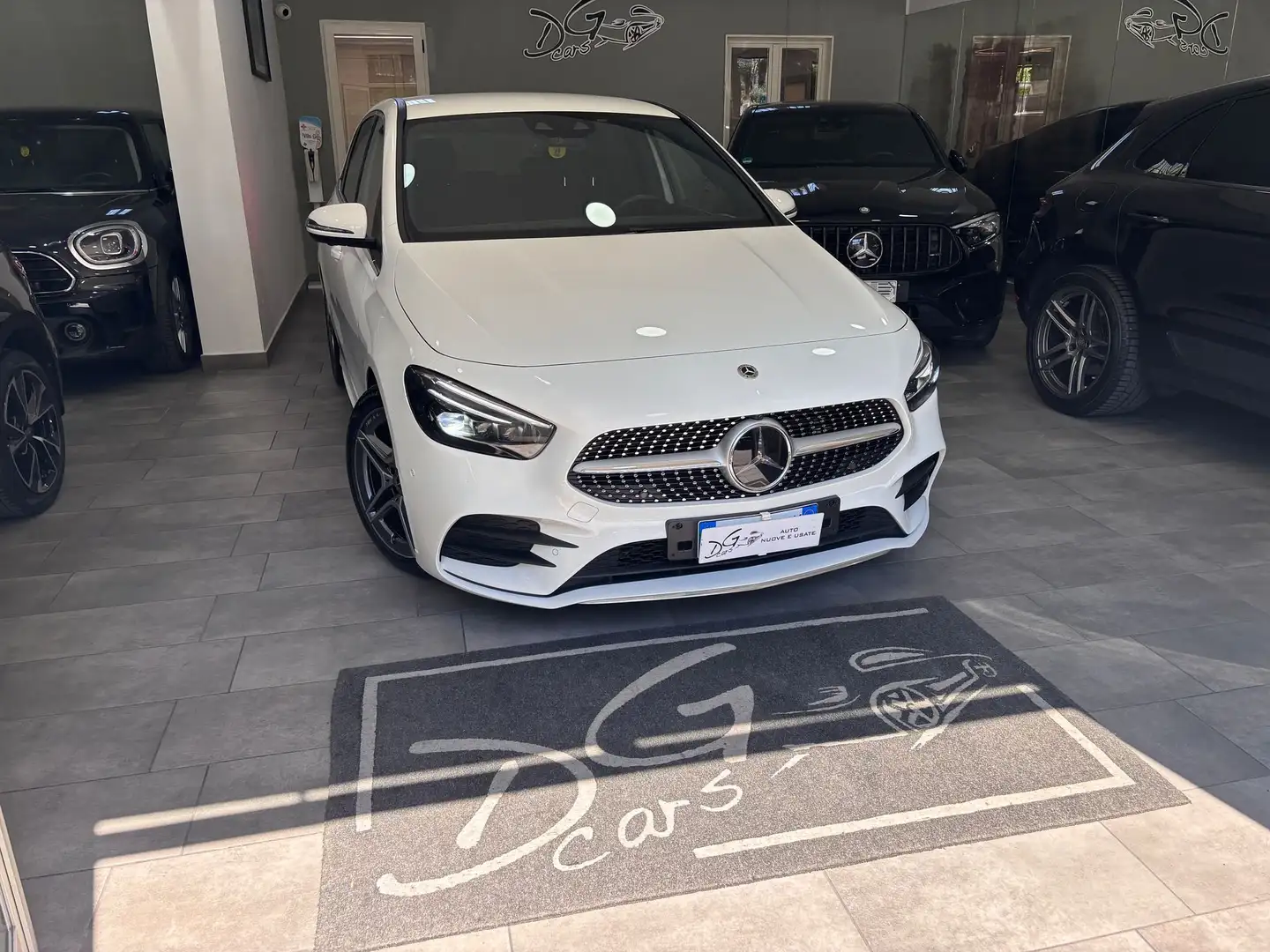 Mercedes-Benz B 200 D PREMIUM-AMG-NAVI Bianco - 2