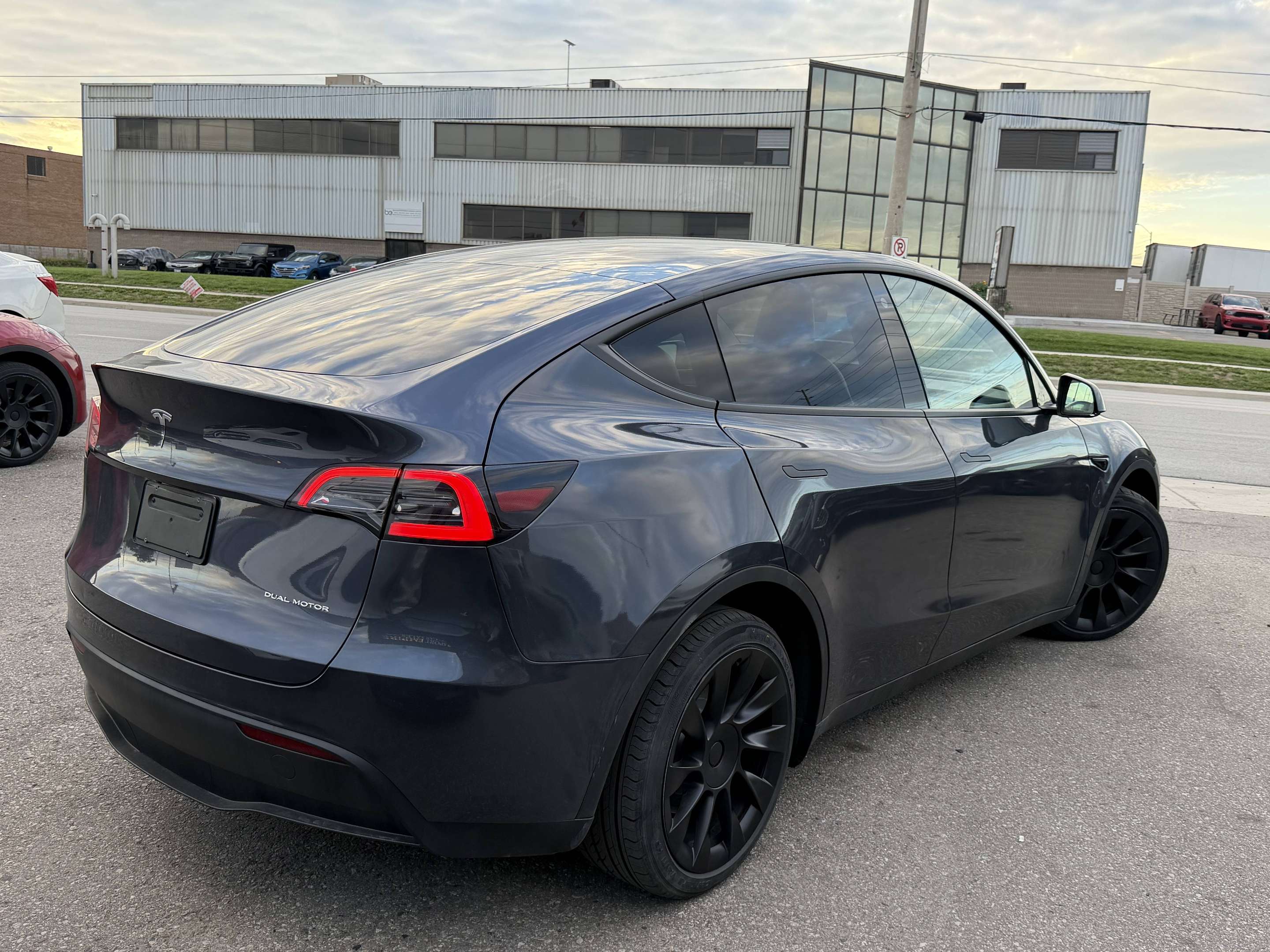 2023 Tesla Model Y Long Range AWD — снимка 1