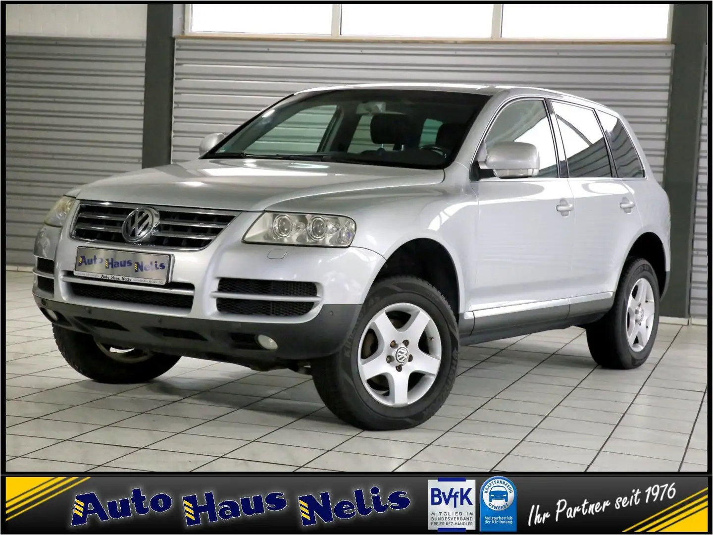 Volkswagen Touareg R5 TDI Motor 183ooo km AHK Luftfahrwerk Plateado - 1