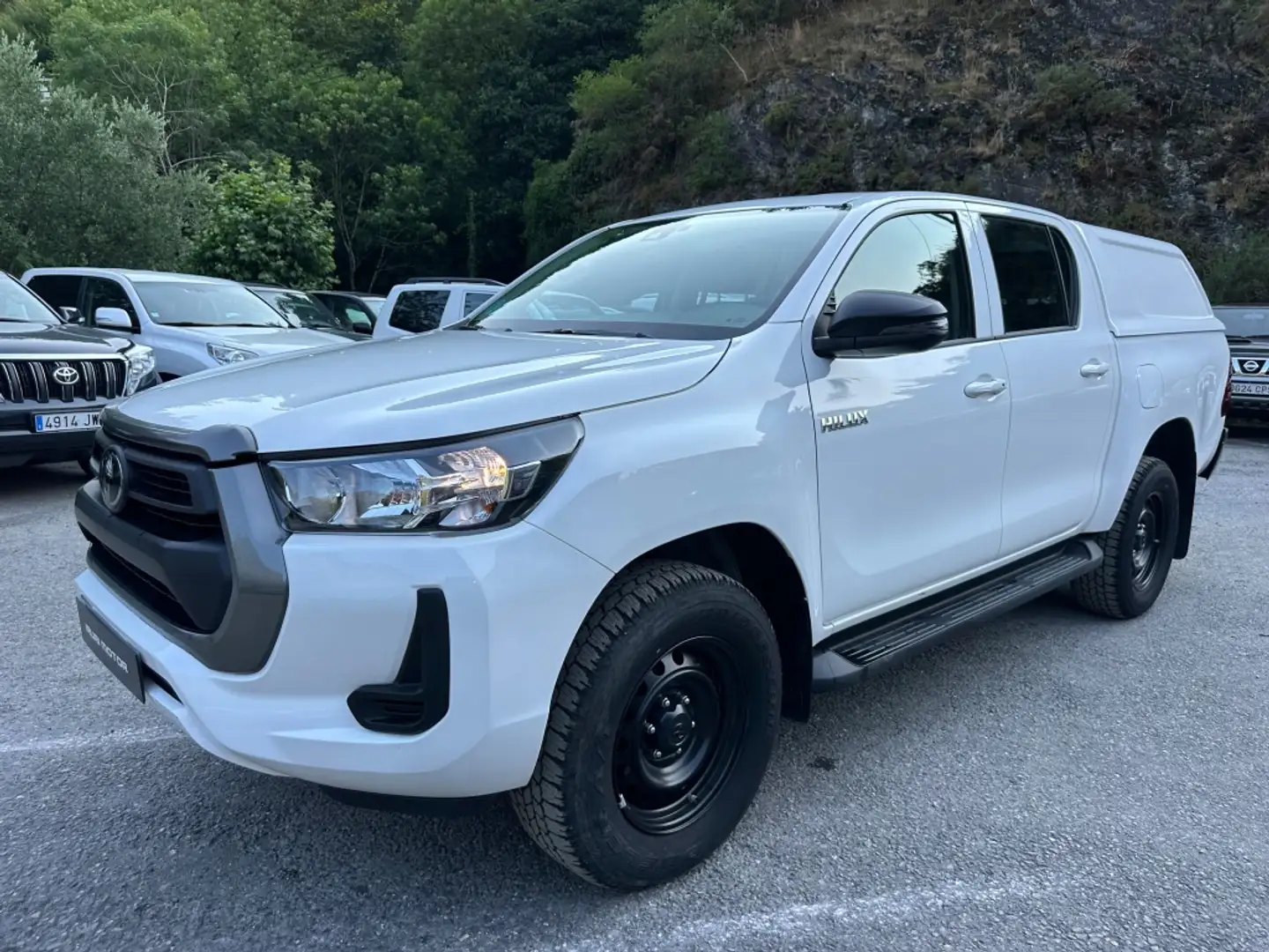 Toyota Hilux Doble Cabina GX Blanco - 2